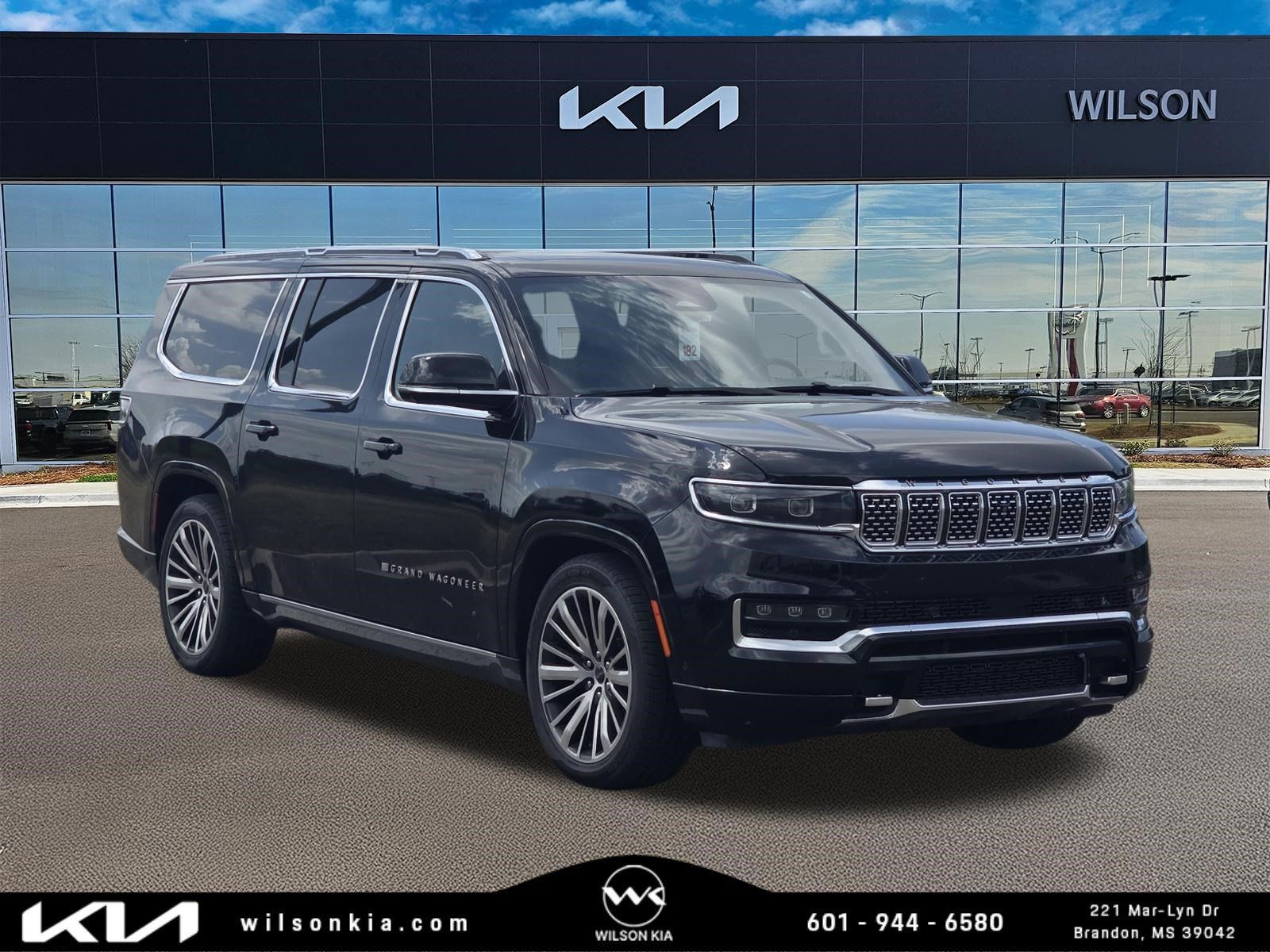  2024 Jeep Grand Wagoneer L Series III 4WD   