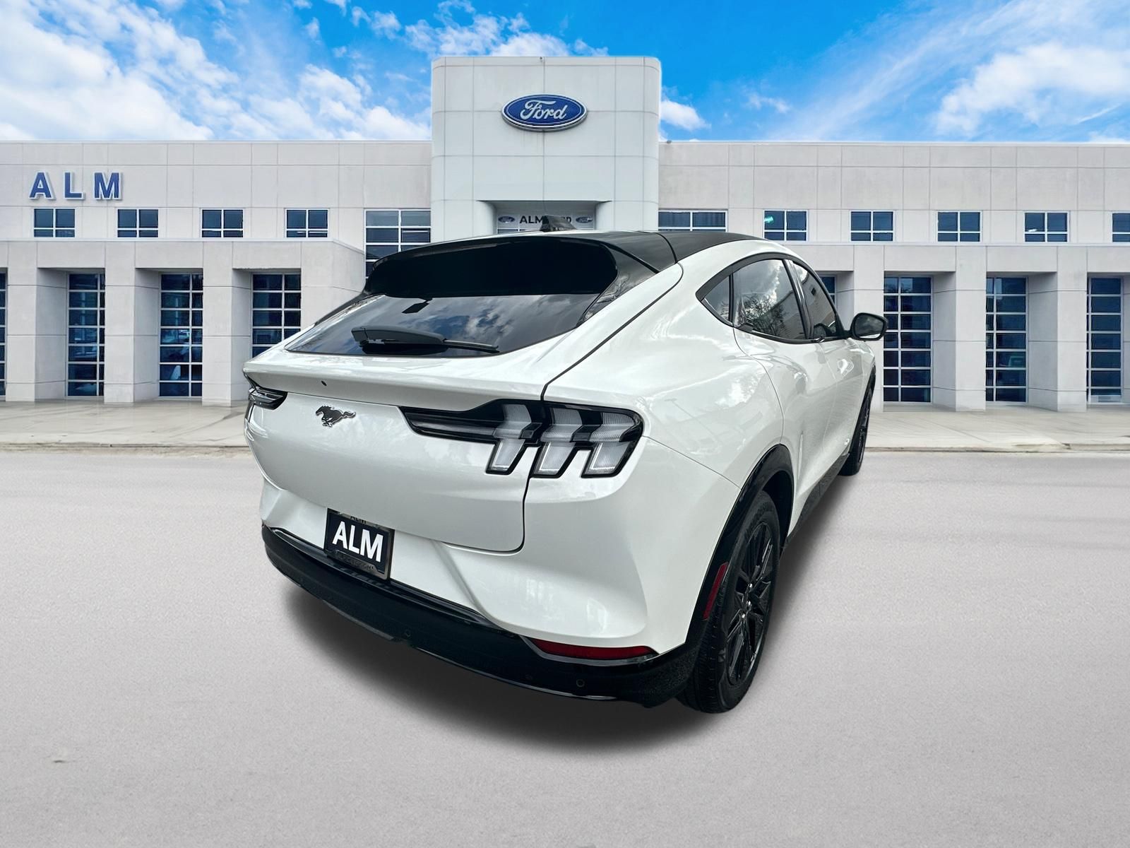 New 2026 Star White Metallic Tri-coat Ford Premium image 6