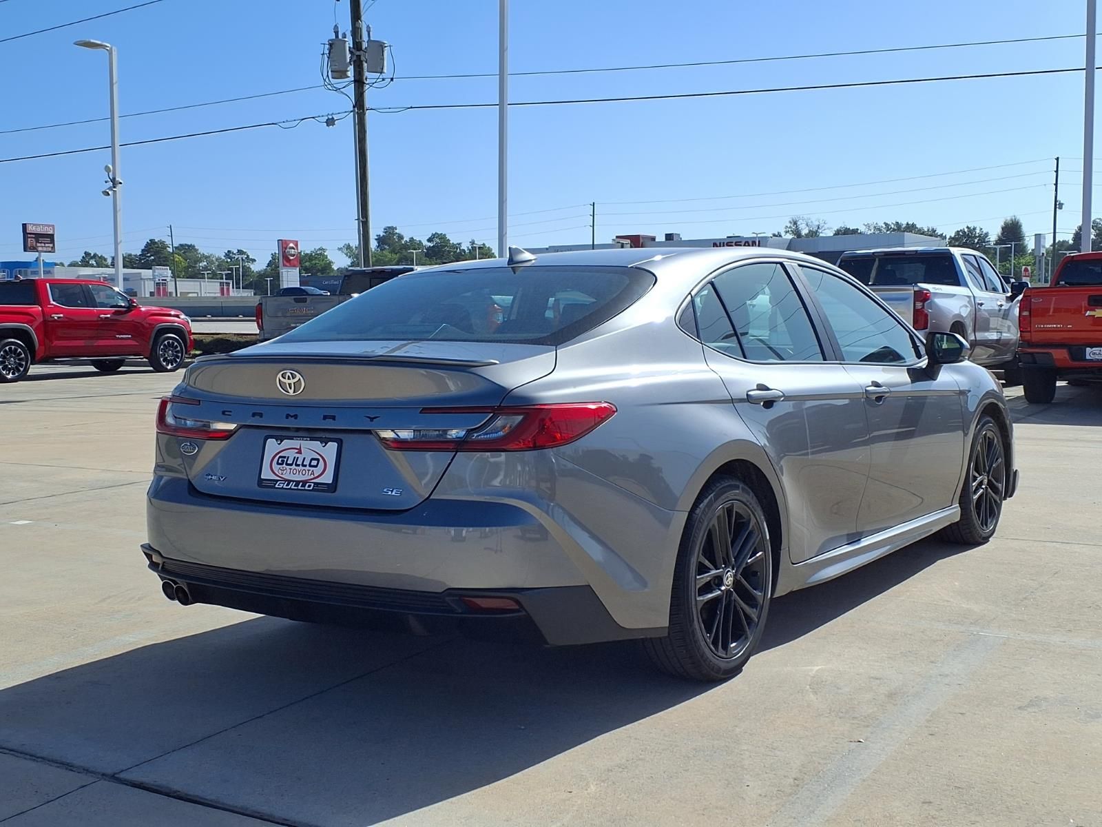 2025 Toyota Camry SE - 5