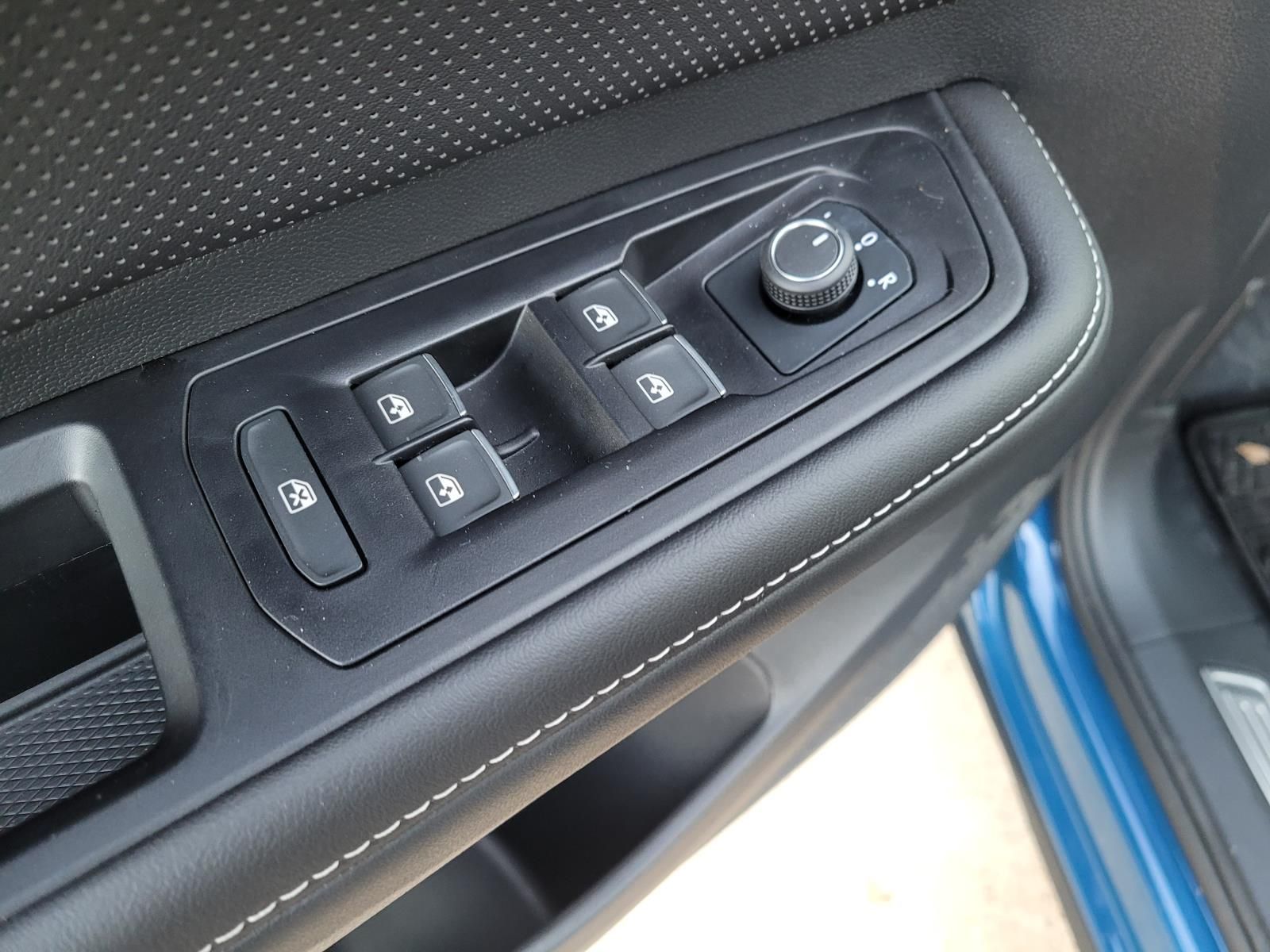 used 2025 Volkswagen Atlas car, priced at $39,700