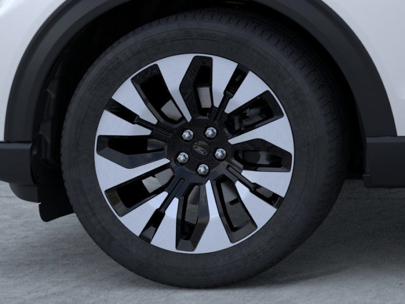 New 2026 Star White Metallic Tri-Coat Ford Platinum image 19