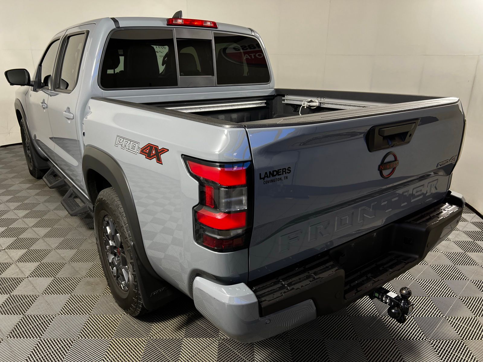 Thumbnail: 2022 Nissan Frontier - 7