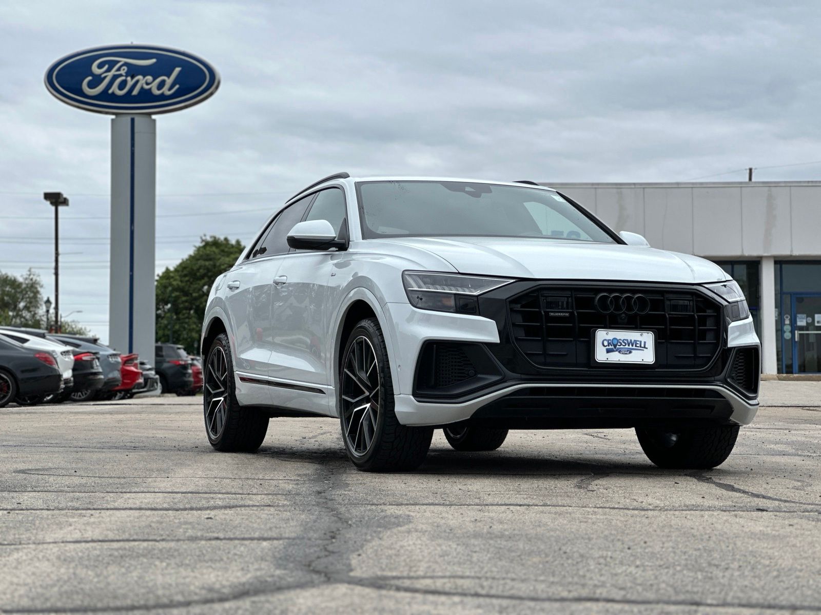 2019 Audi Q8 3.0T Premium Plus Tiptonic quattro's photo