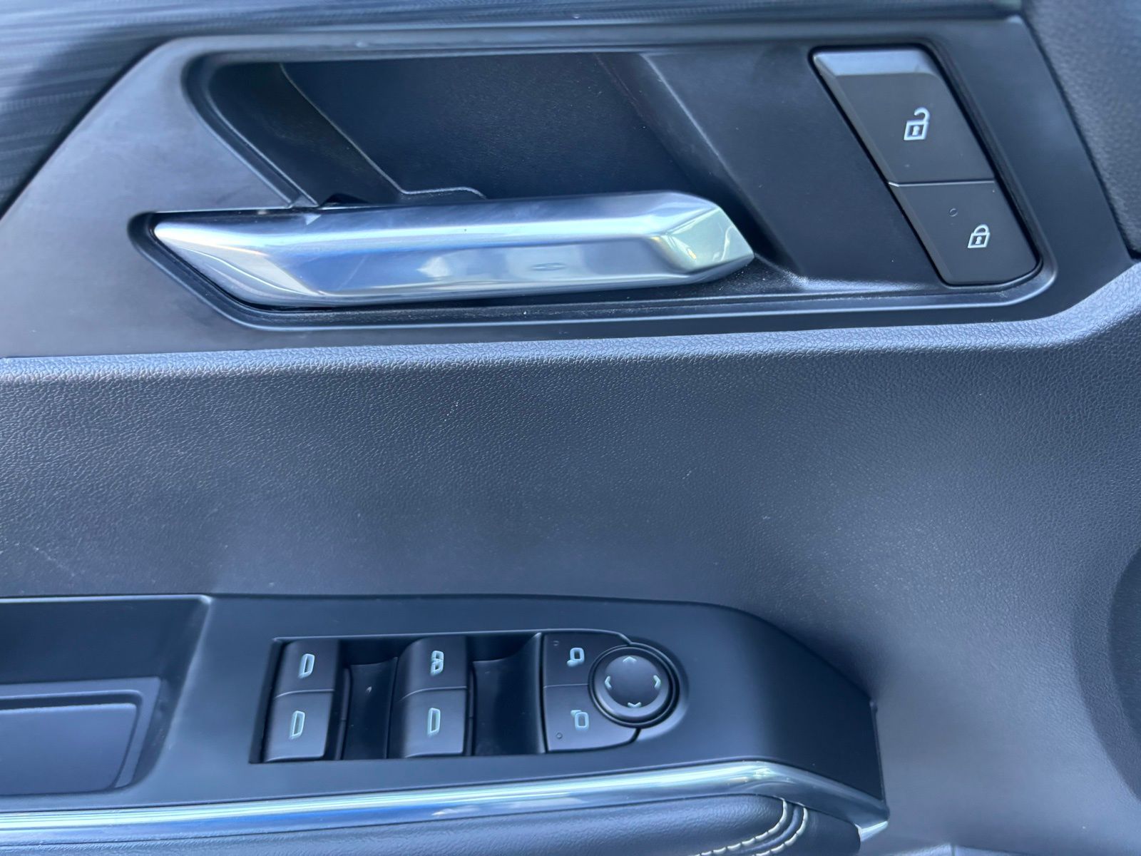 Used Car 2025 Gmc Acadia  Elevation For Sale Under $50,000 In Austin, Texas