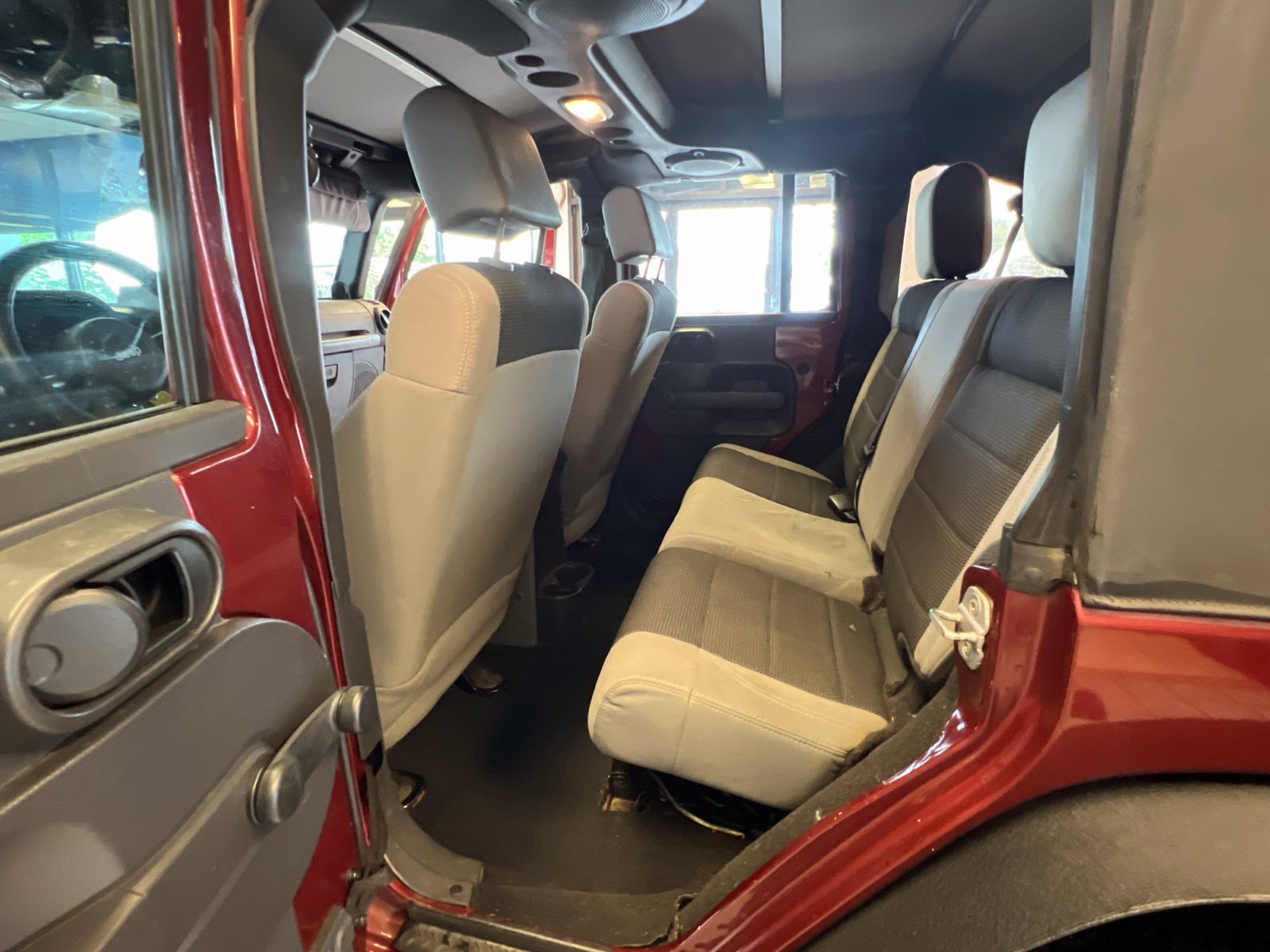 Used 2007 Red Rock Crystal Pearlcoat Jeep Unlimited X image 6