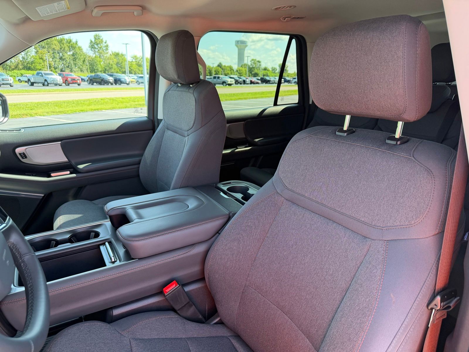 2025 Ford Expedition Max image 13