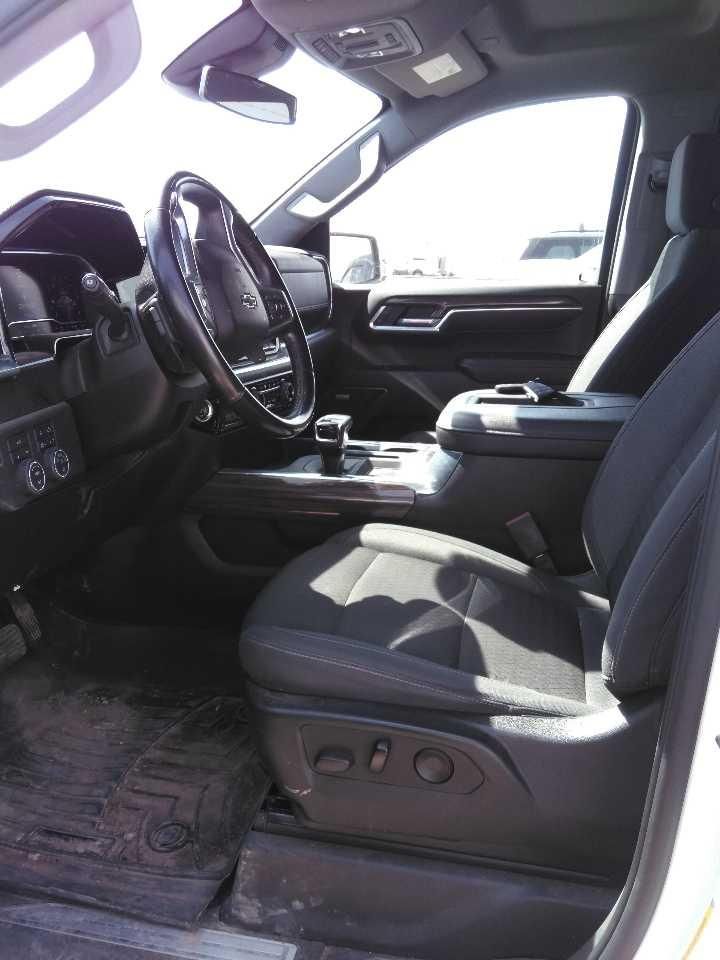 2022 Chevrolet Silverado 1500 RST photo
