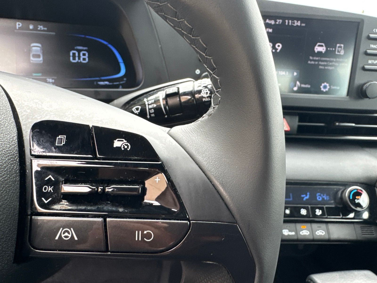 Used 2025 Black Hyundai SEL Sport image 16