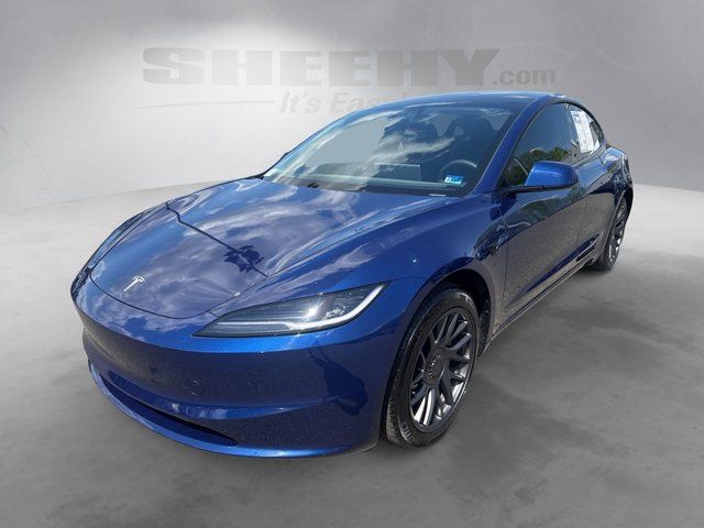 Used 2025 Deep Blue Metallic Tesla Long Range image 15