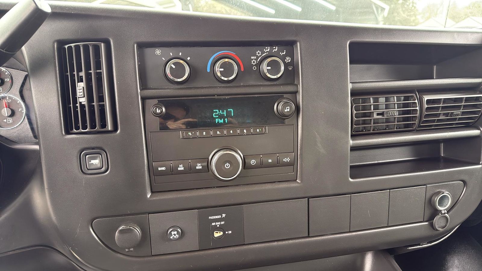 Used Car 2011 Chevrolet Express 2500  Work Van For Sale Under $15,000 In Austin, Texas