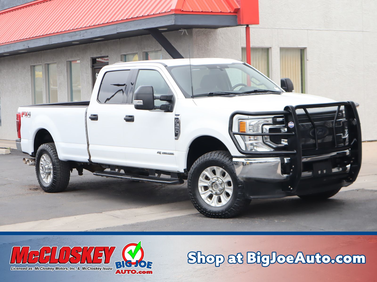 Oxford White 2022 Ford F-350 Super Duty XLT Crew Cab 4WD Pickup Truck Four-Wheel Drive Automatic