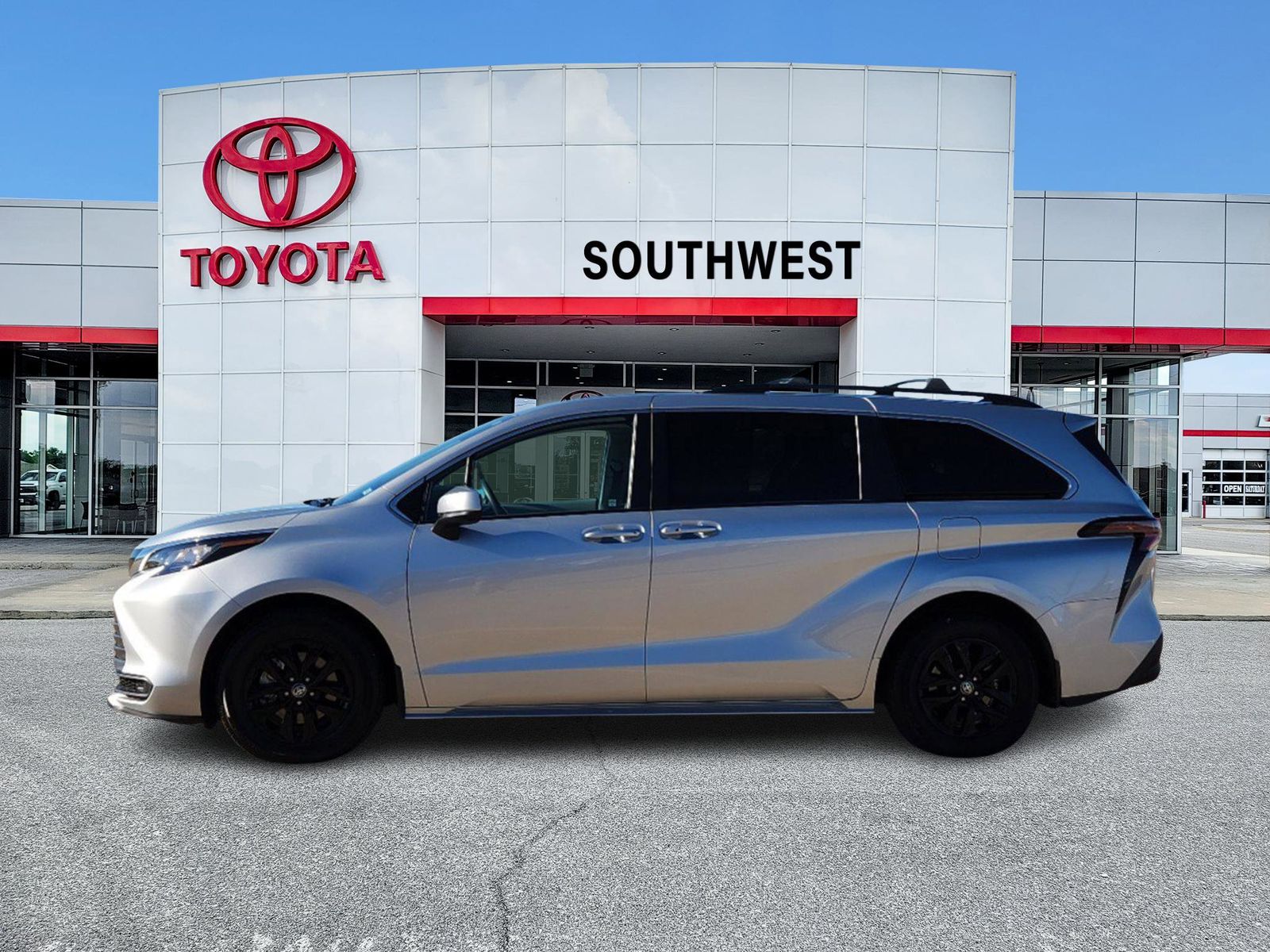 2023 Toyota Sienna LE 3