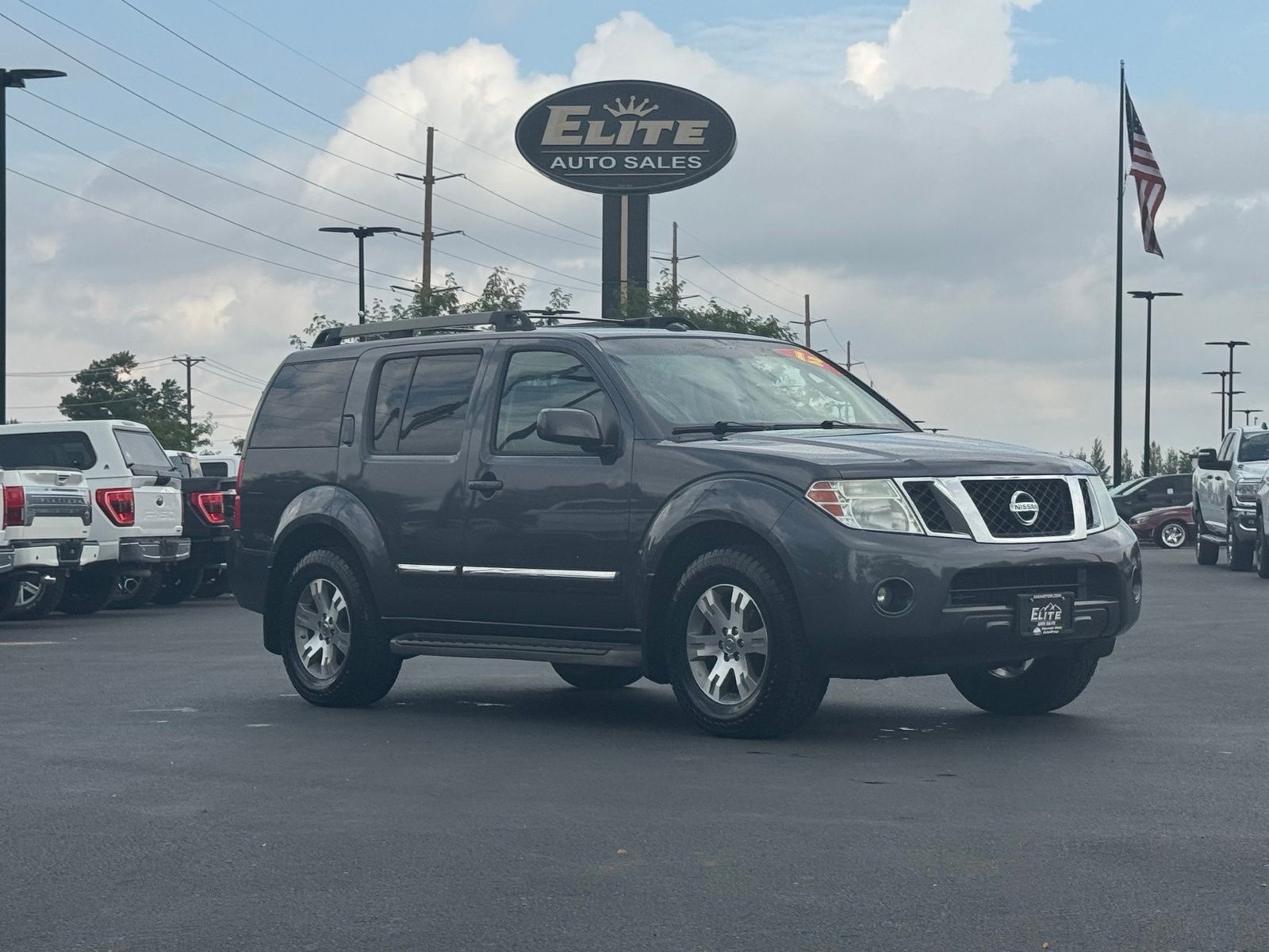  2012 Nissan Pathfinder Silver Edition   