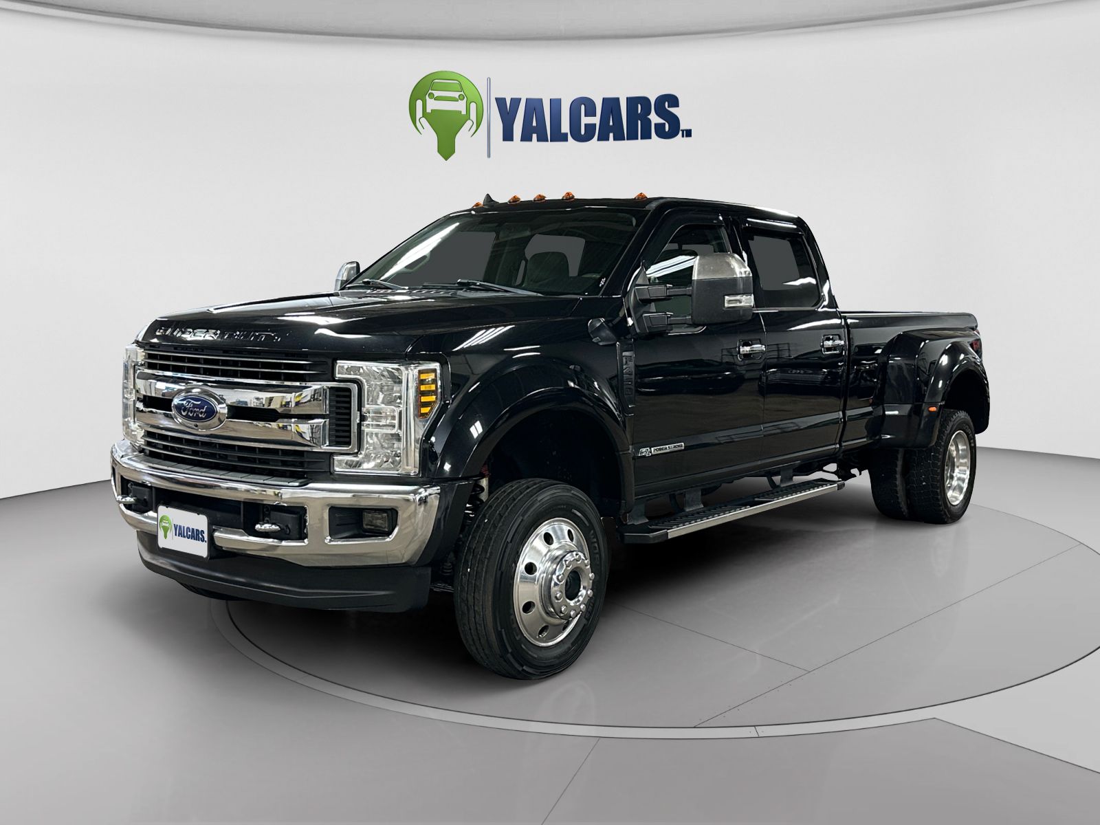 Black 2019 Ford F-450 Super Duty XLT Crew Cab LB DRW 4WD Pickup Truck Four-Wheel Drive 6-Speed Automatic