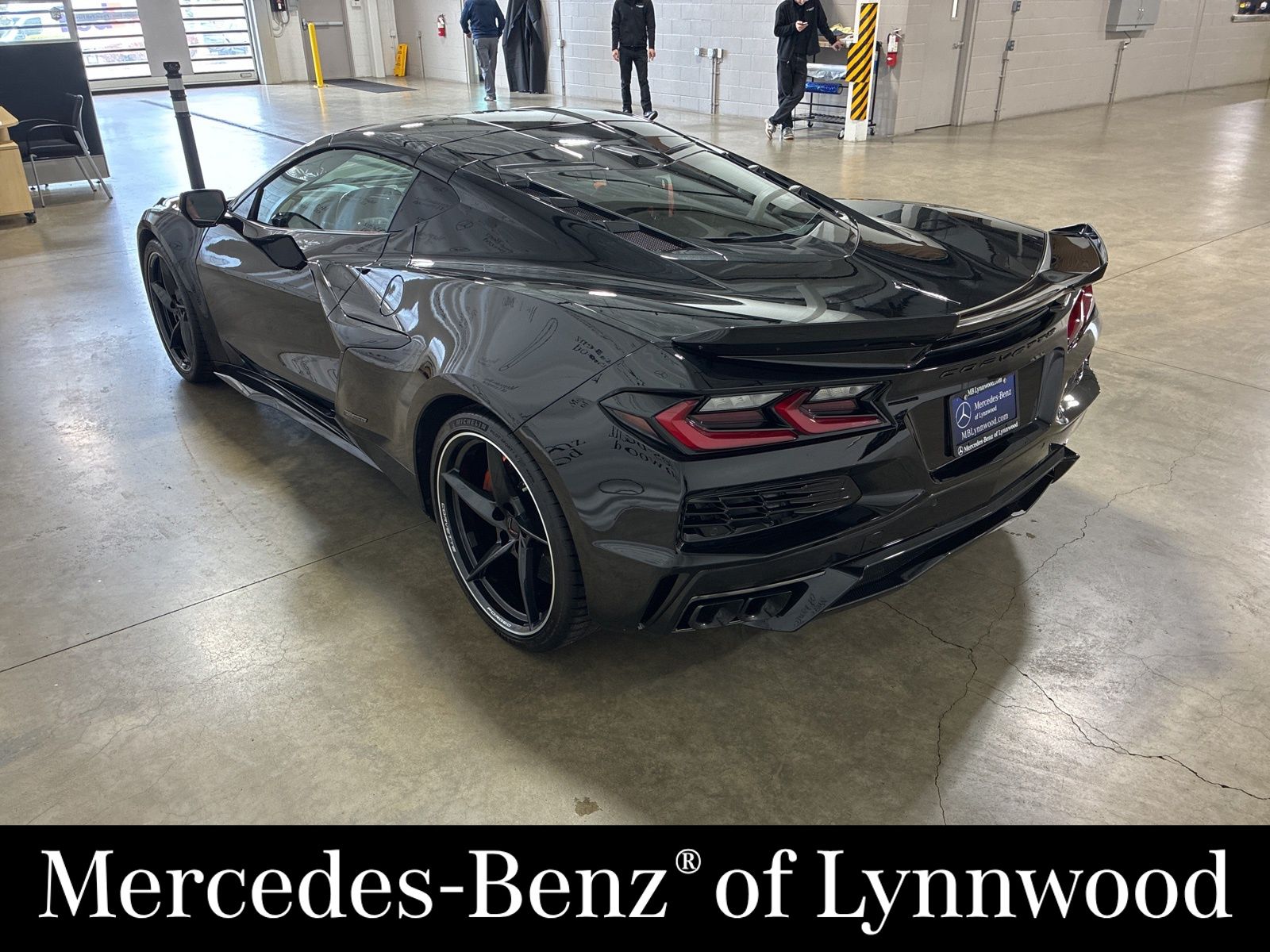 View vehicle photo 6