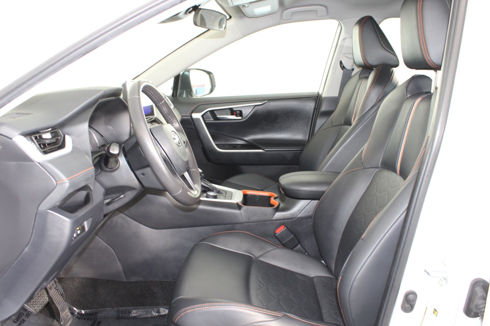 Used 2024 White Toyota Adventure image 11