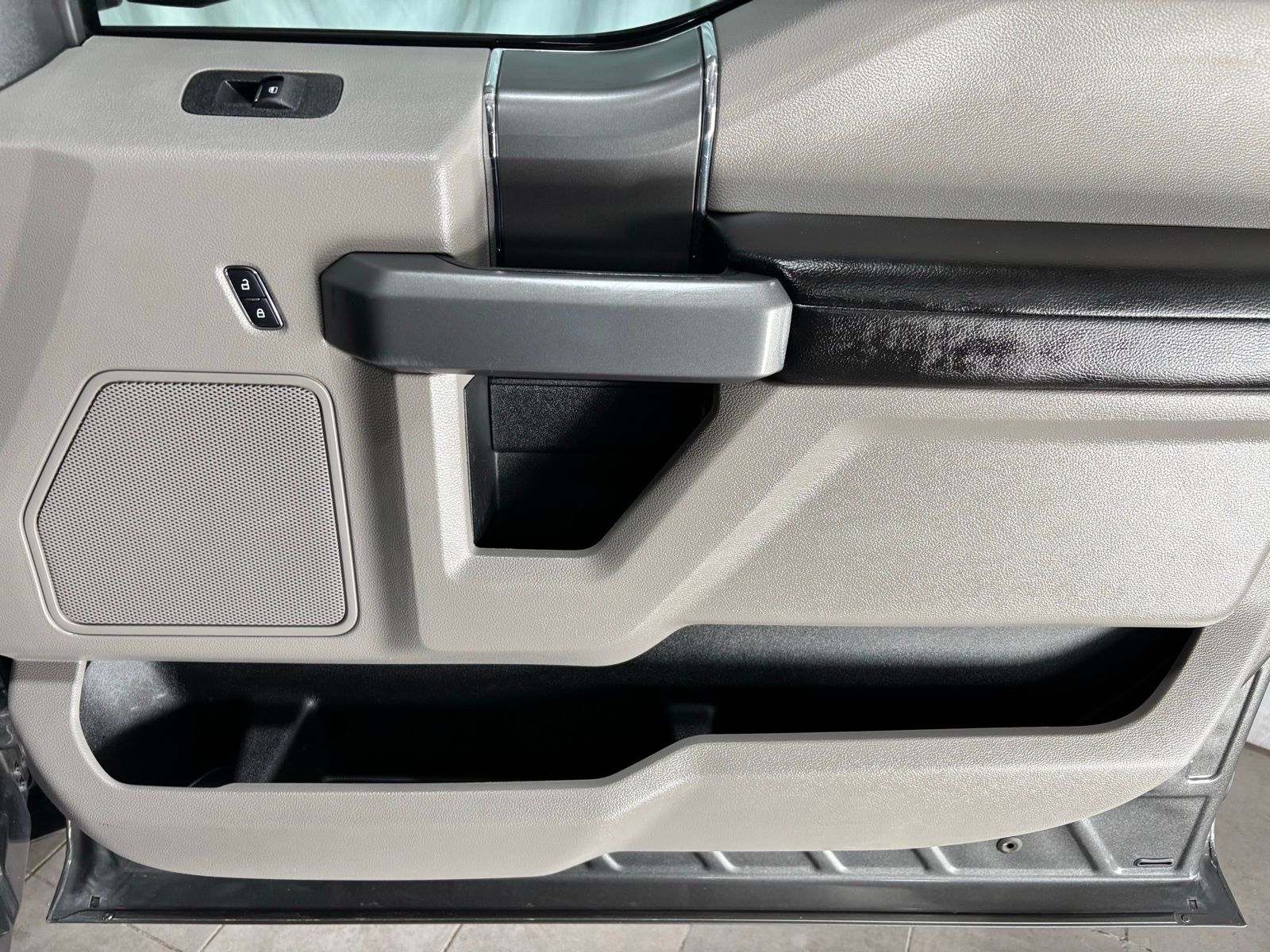 Used Car 2018 Ford F-150  Xlt For Sale Under $25,000 In Austin, Texas