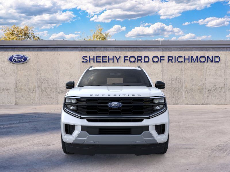 New 2026 Star White Metallic Tri-Coat Ford Platinum image 7