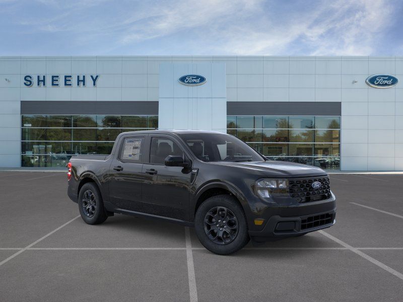 New 2026 Shadow Black Ford XLT image 7