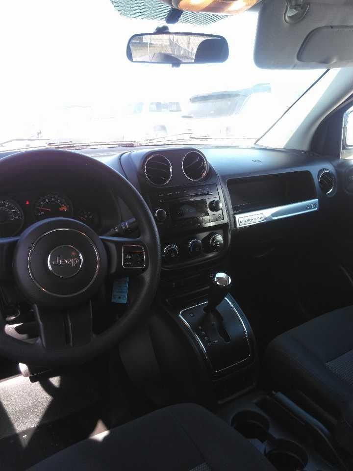 2014 Jeep Compass Sport photo