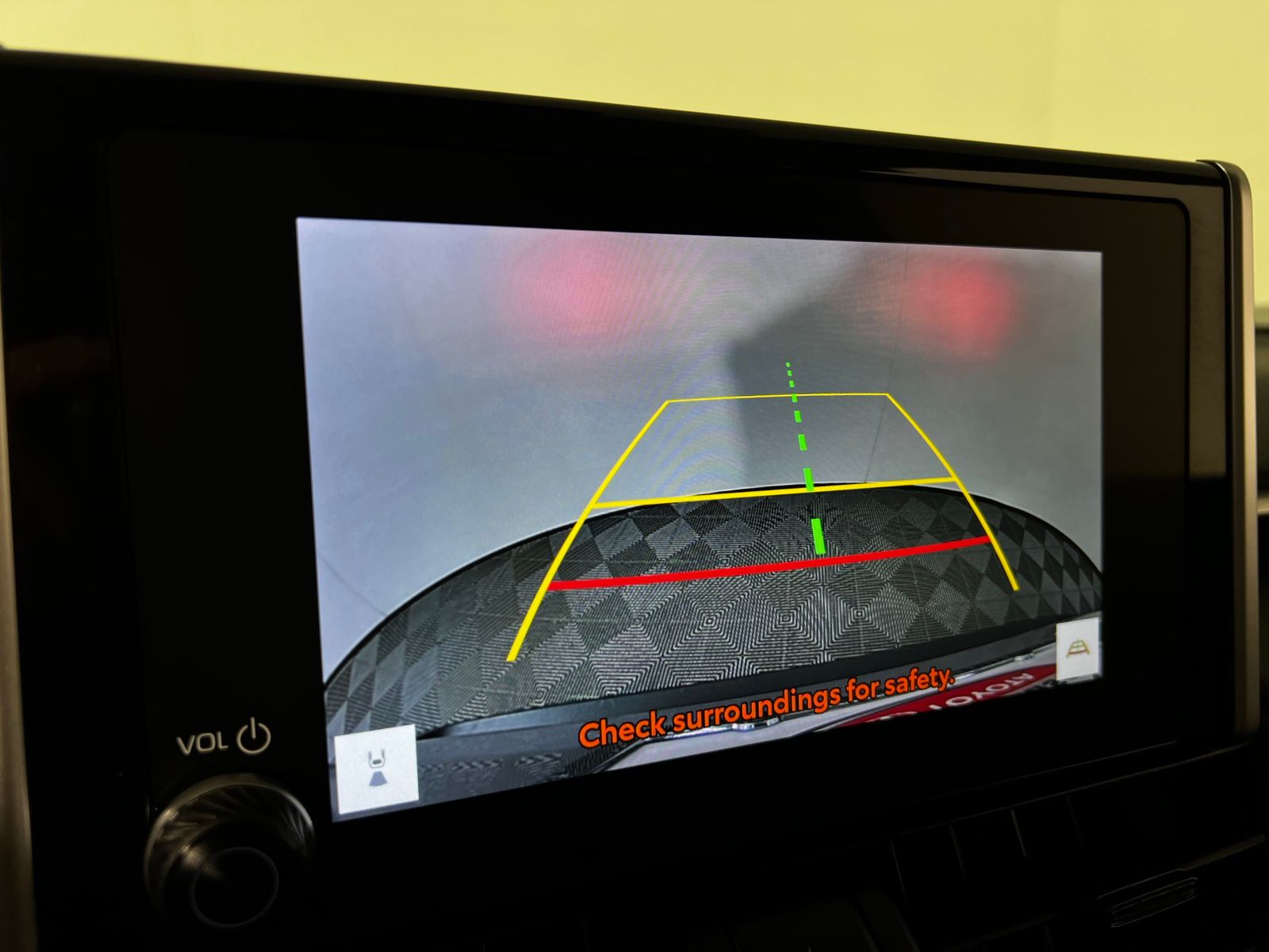 Thumbnail: 2025 Toyota RAV4 - 17