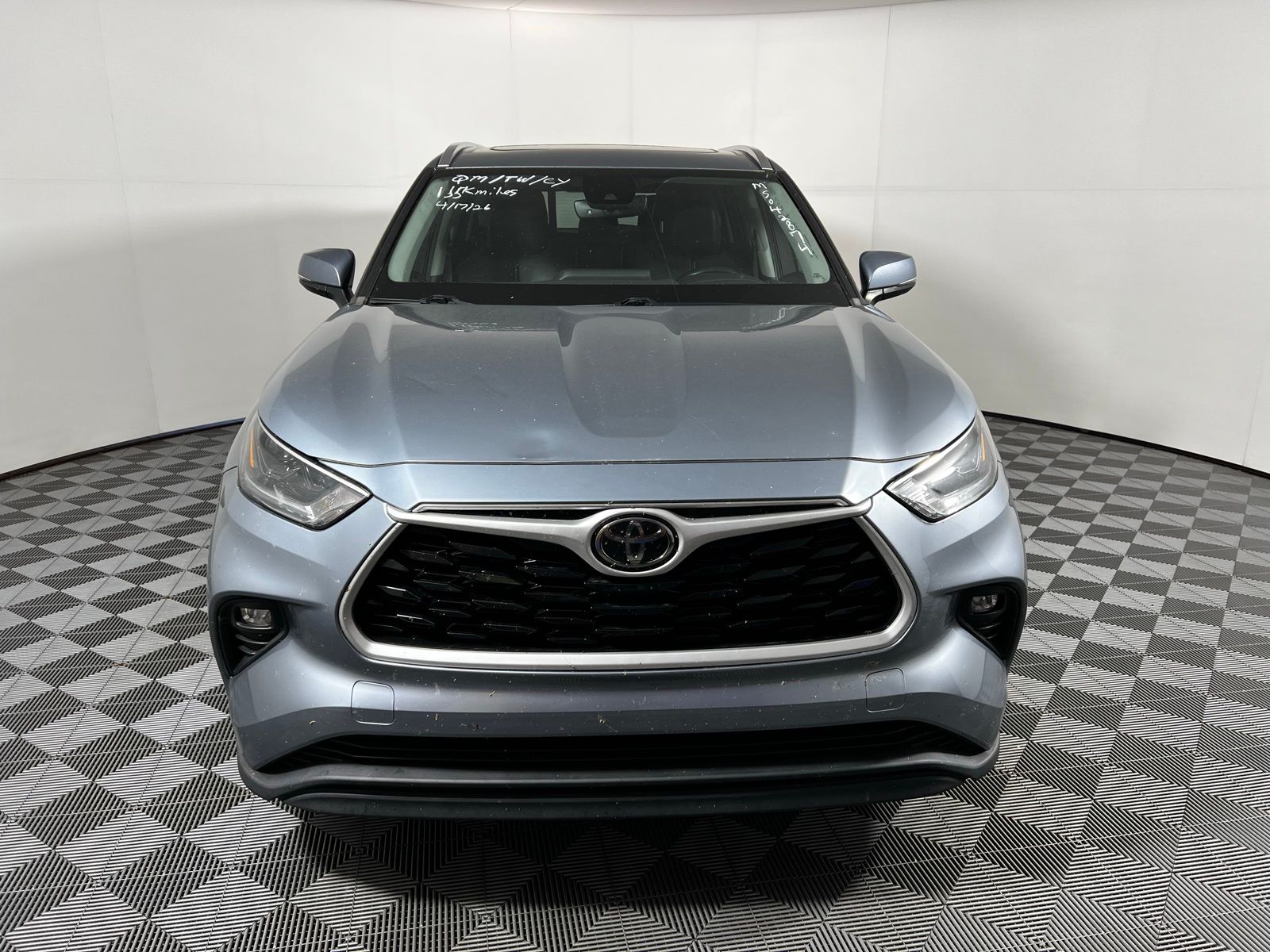 Thumbnail: 2021 Toyota Highlander - 2