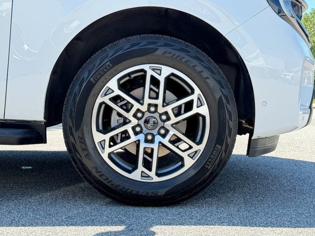 Certified Used 2025 Oxford White Ford Active image 31