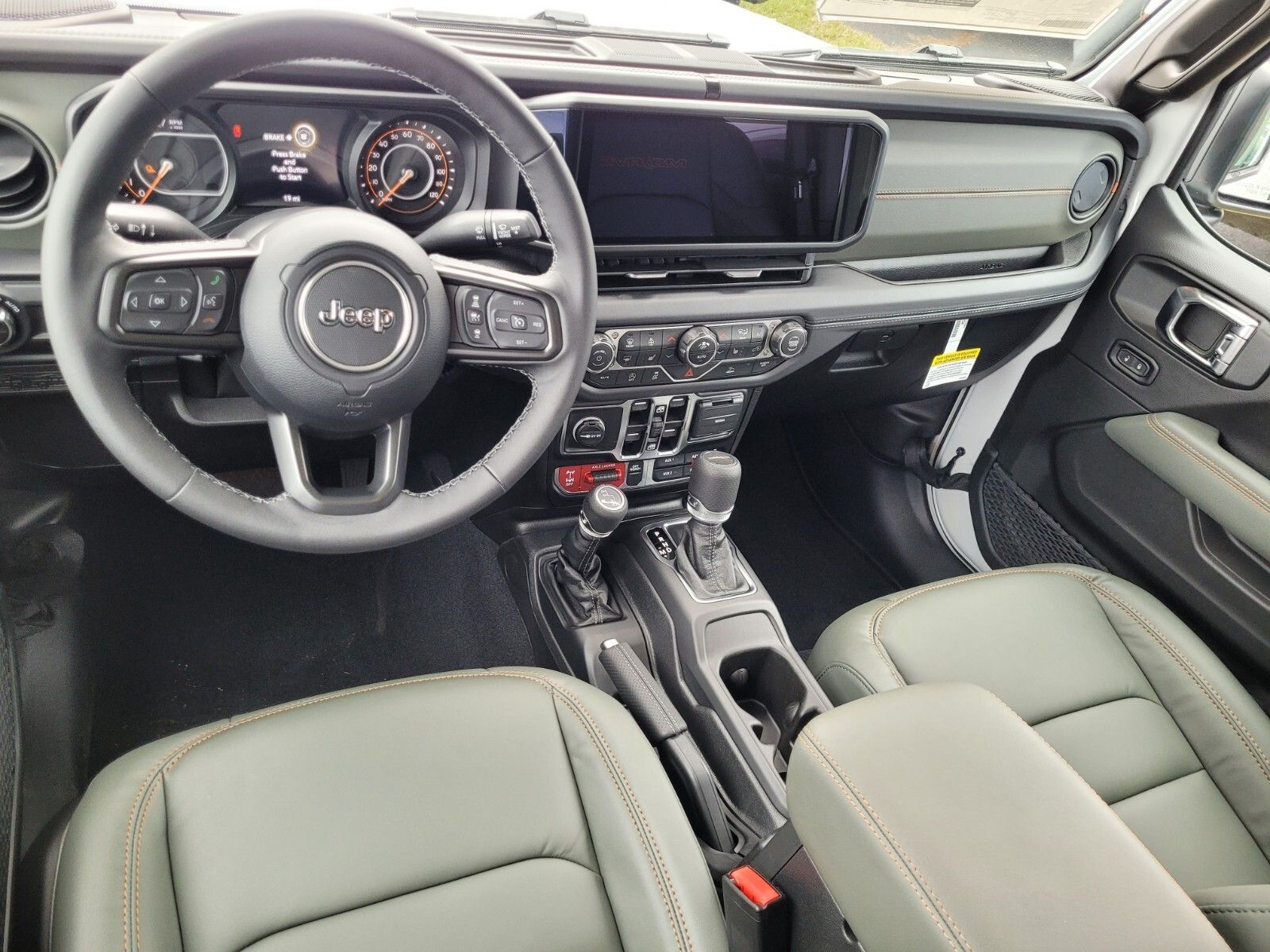 2025 Jeep Gladiator Mojave photo 4