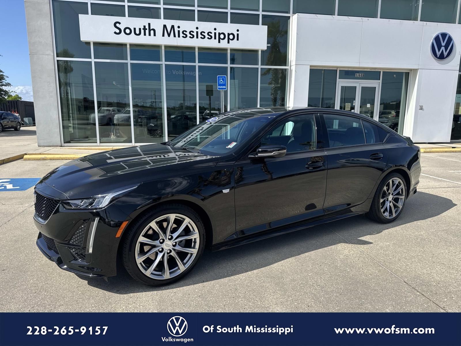 2023 Cadillac CT5 Sport RWD