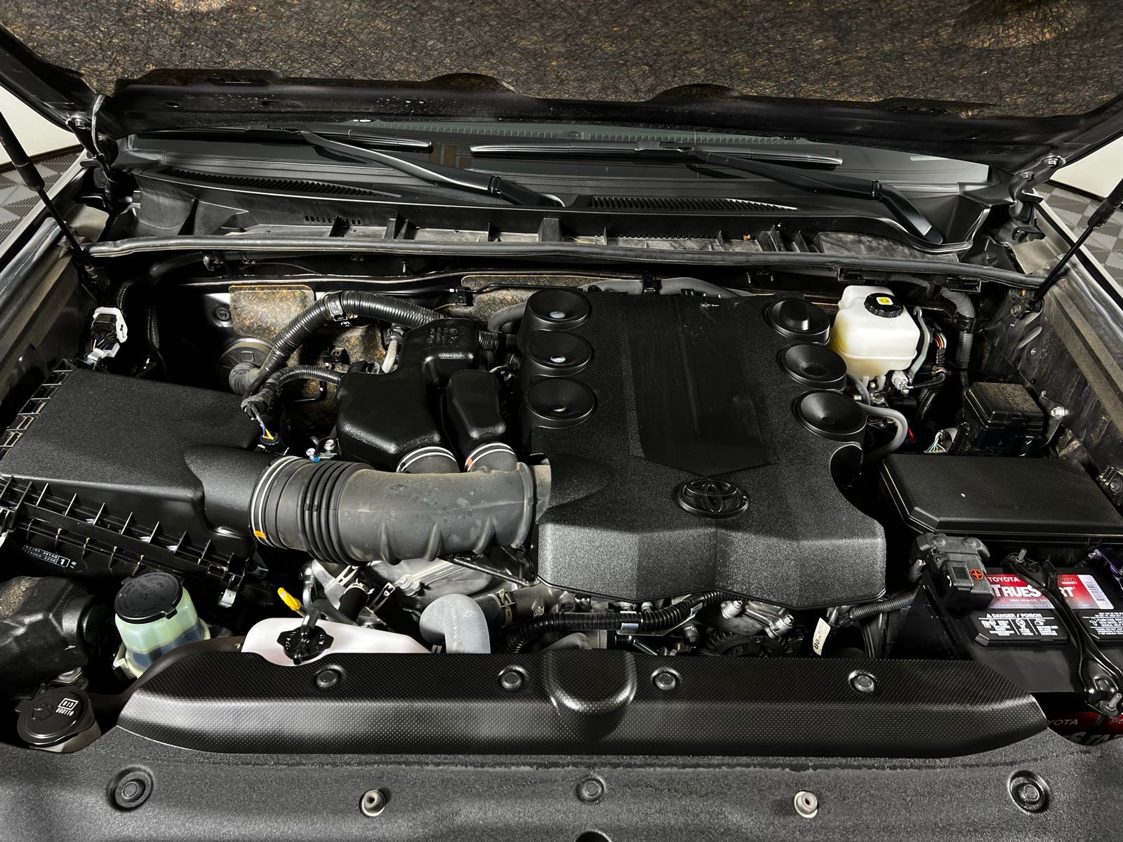 Thumbnail: 2023 Toyota 4Runner - 9