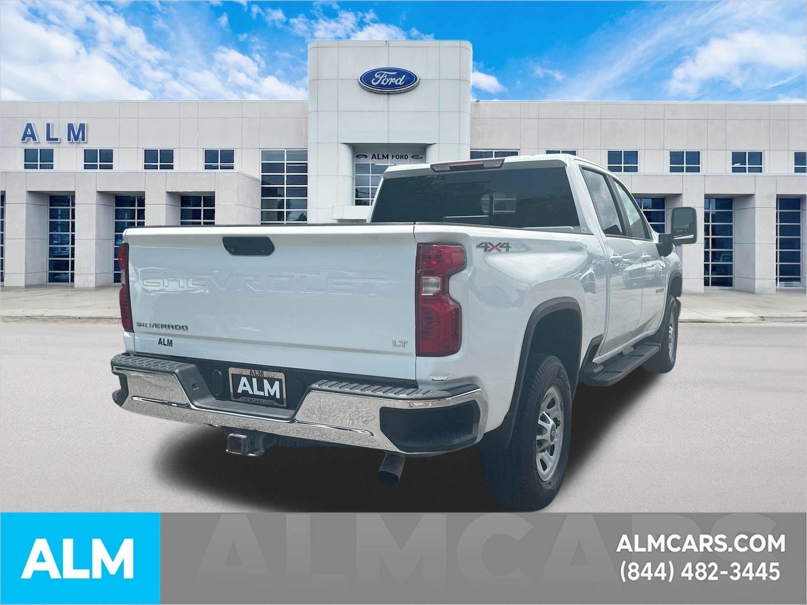 Used 2022 White Chevrolet LT image 5
