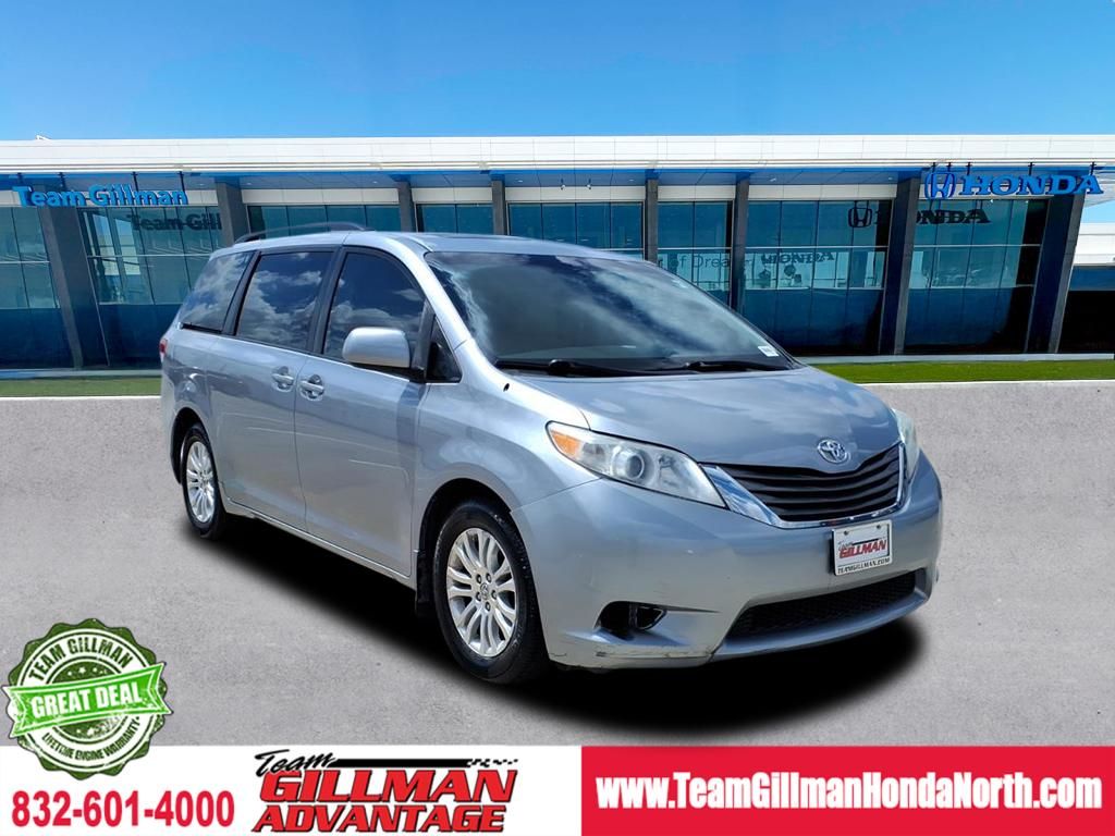 Silver Sky Metallic 2011 Toyota Sienna 7-Passenger V6 FWD Minivan Front-Wheel Drive 6-Speed Automatic Overdrive