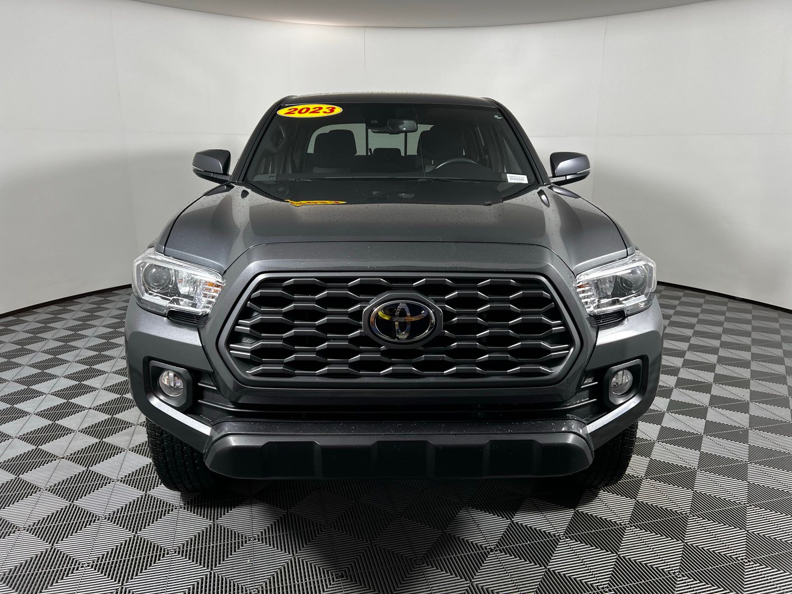 Thumbnail: 2023 Toyota Tacoma - 2