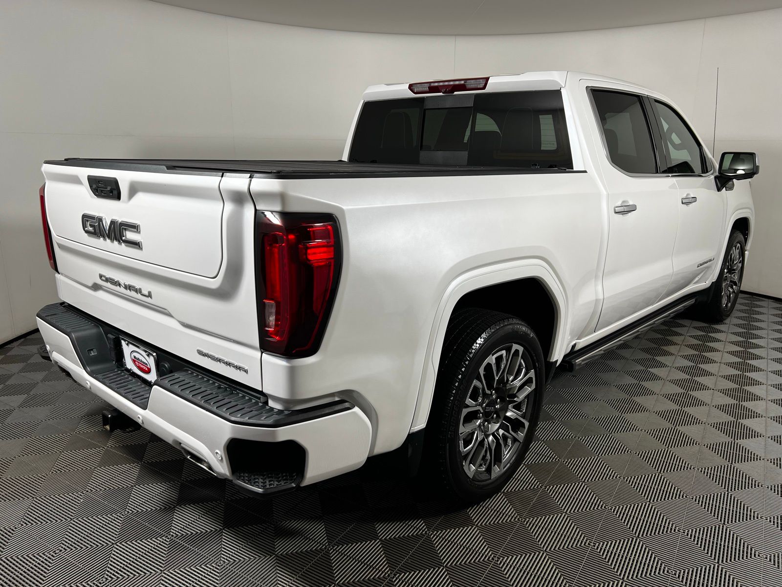 2024 GMC Sierra 1500 Denali Ultimate 5