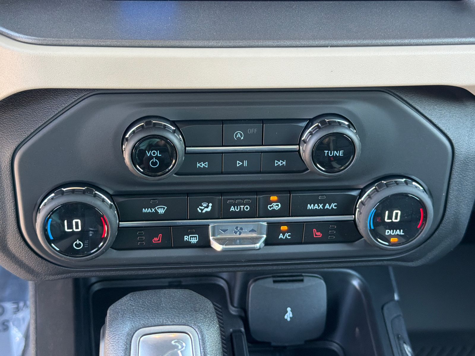New 2026 Desert Sand Ford Big Bend® image 31