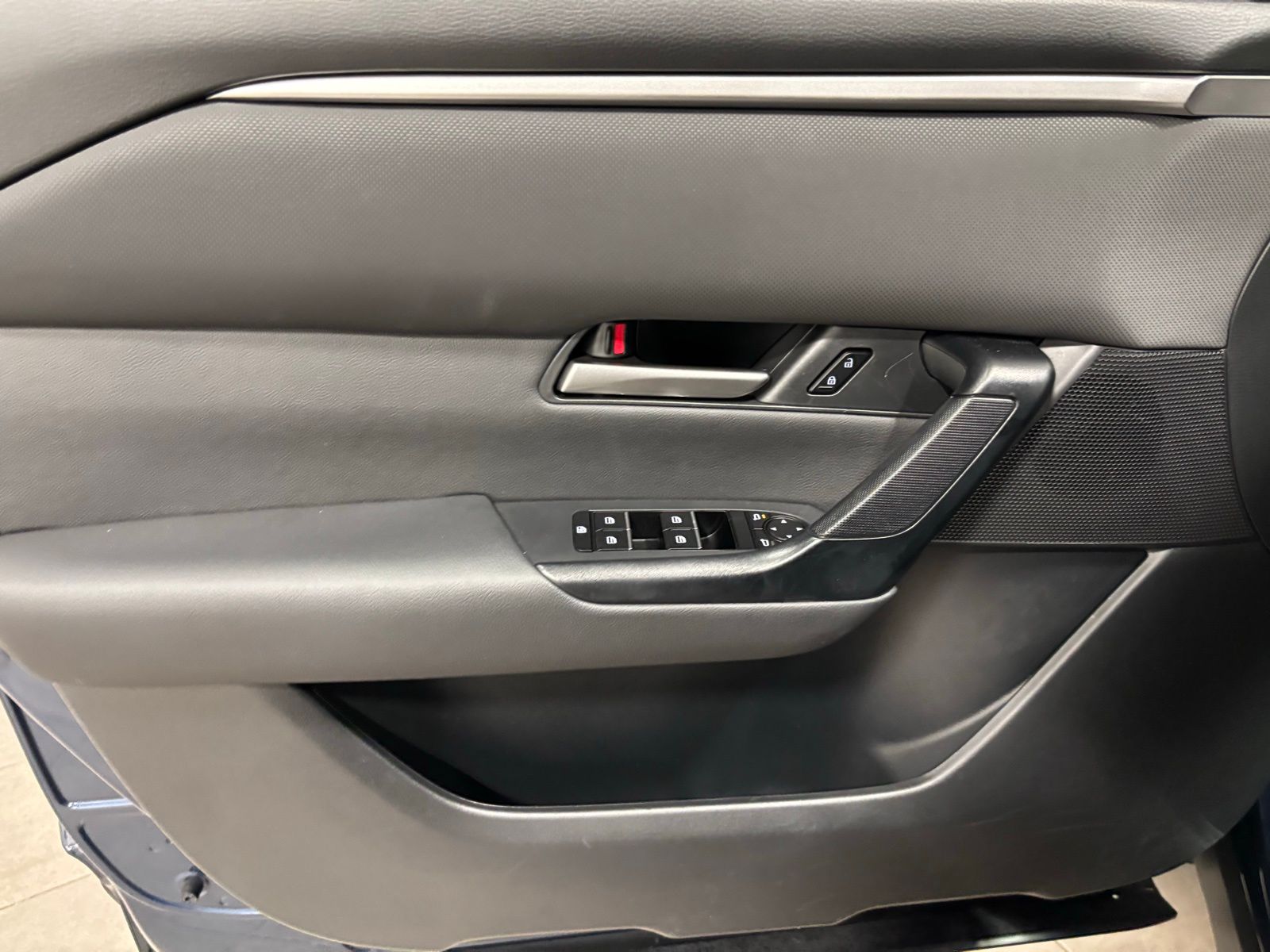 Used Car 2025 Mazda Cx-50  2.5 S Premium Package For Sale Under $30,000 In Austin, Texas