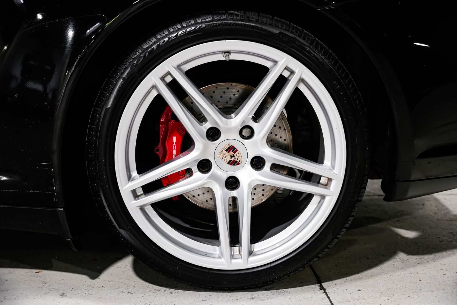 2010 Porsche 911 Carrera 4S — photo 45
