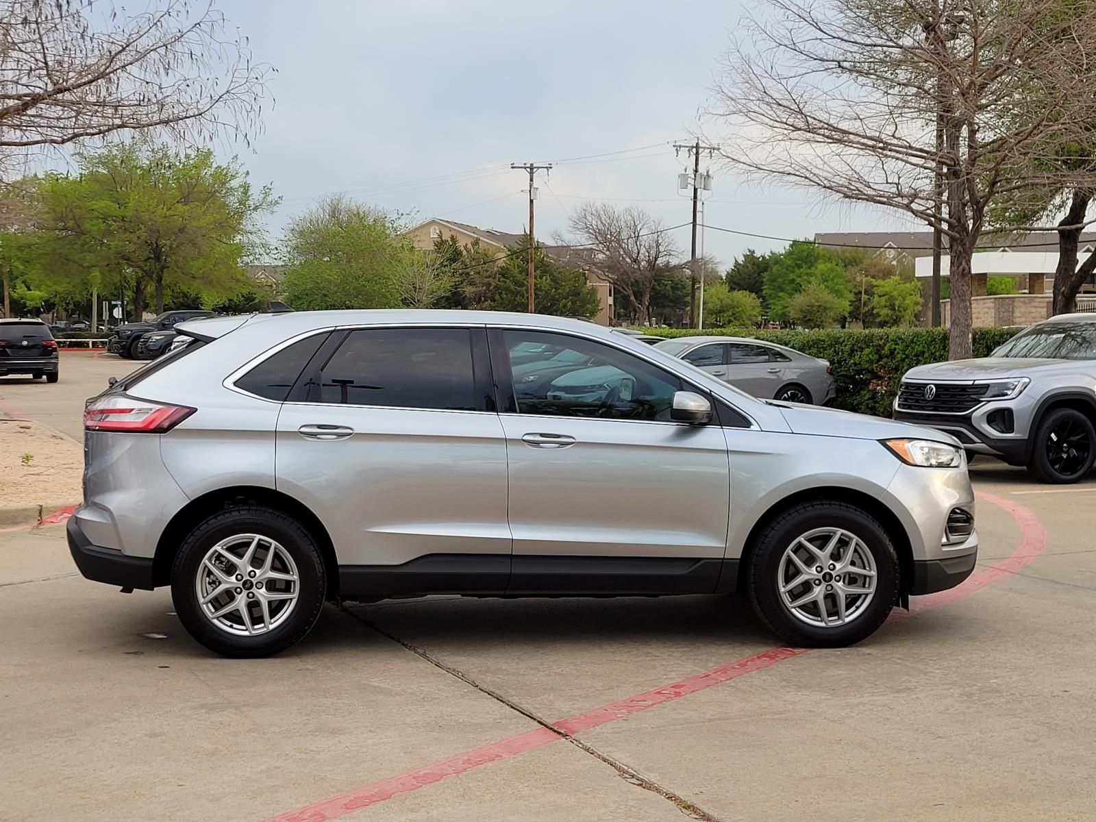 used 2024 Ford Edge car, priced at $26,990