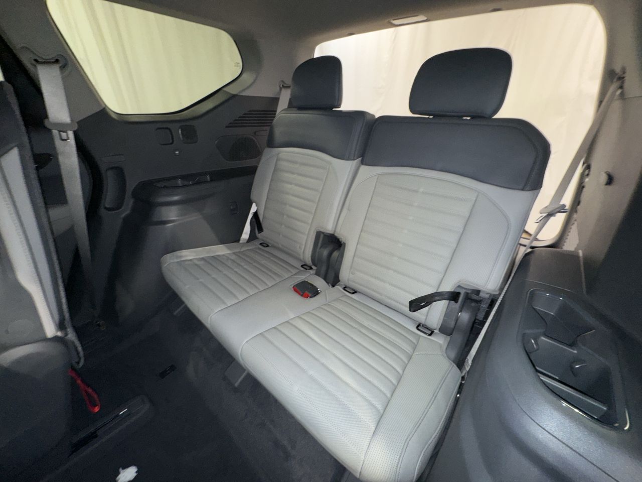 2026 Kia EV9 Land AWD photo 28