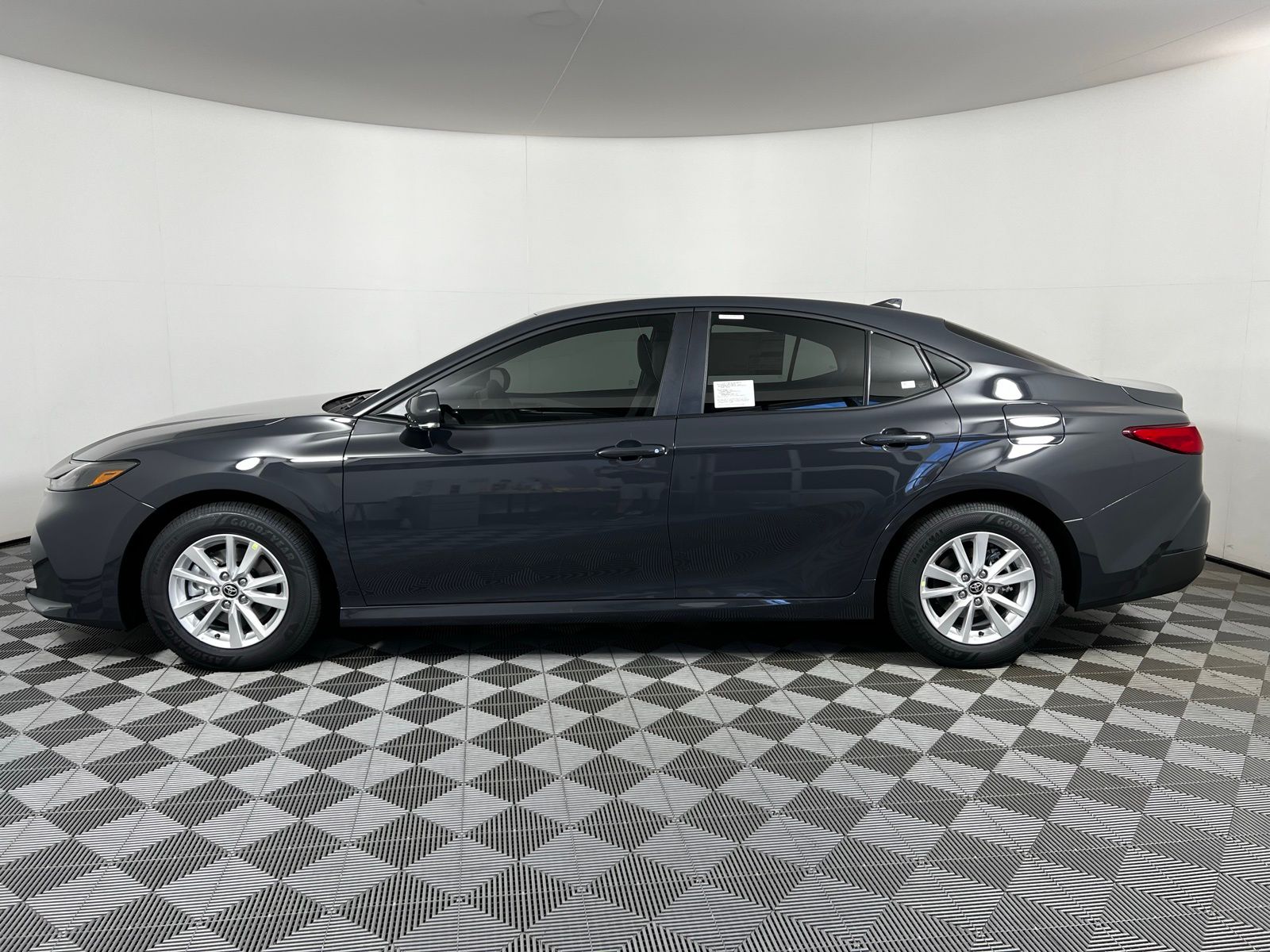 Thumbnail: 2025 Toyota Camry - 8