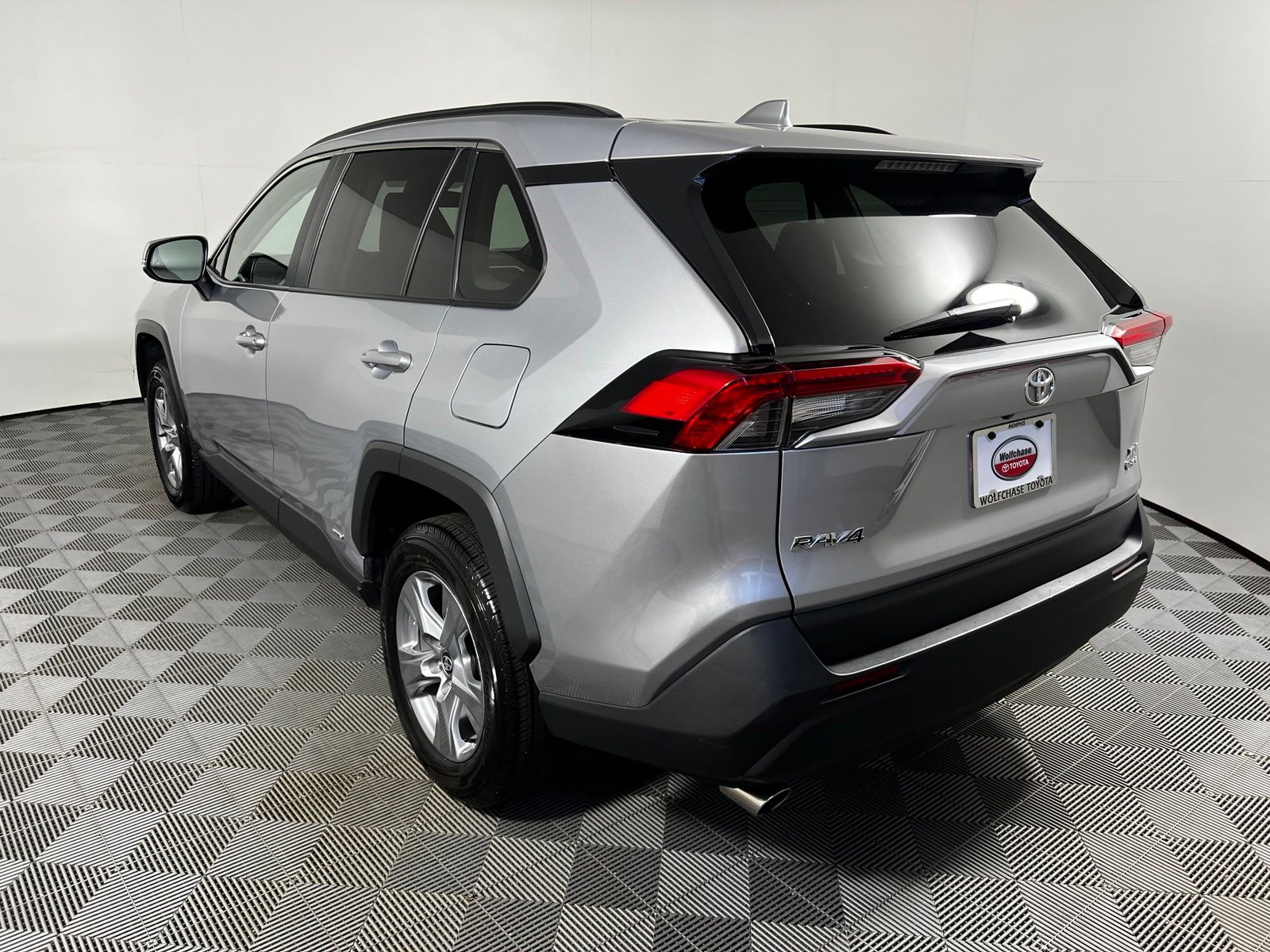 Thumbnail: 2025 Toyota RAV4 - 7