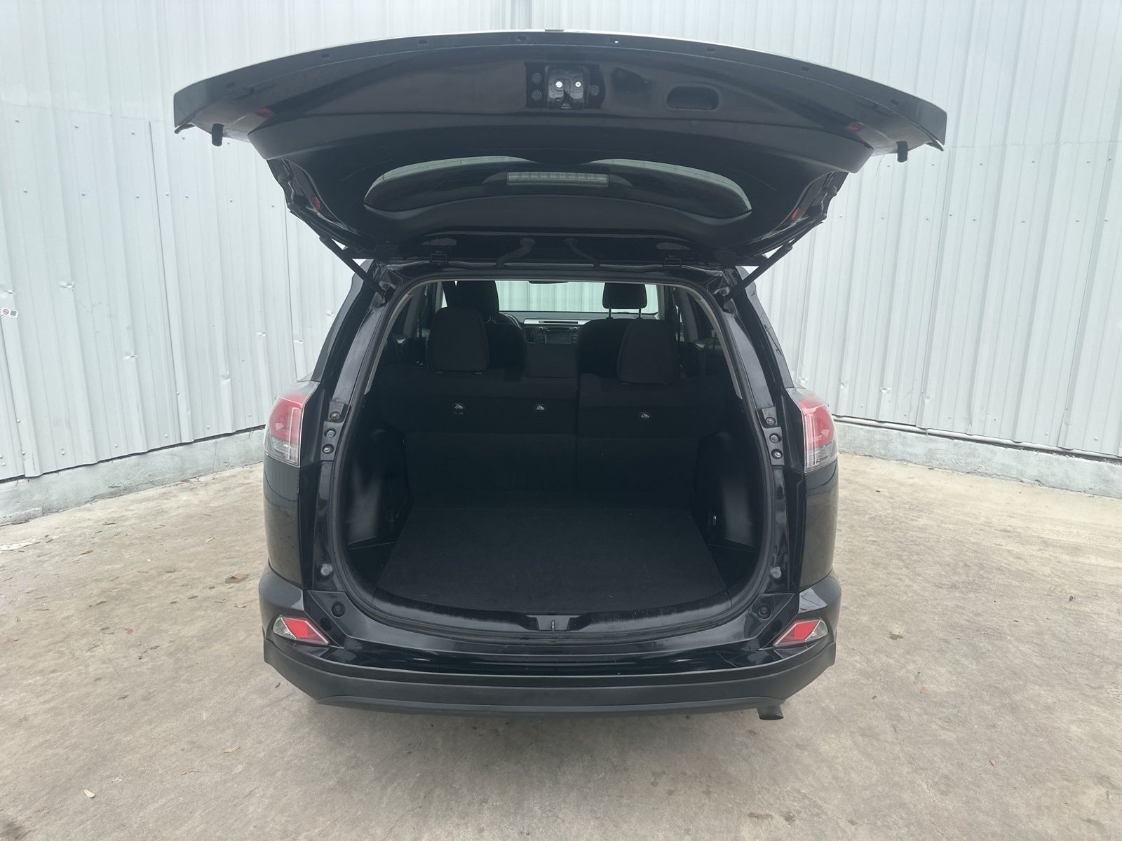 Used Car 2017 Toyota Rav4  Le For Sale Under $20,000 In Austin, Texas