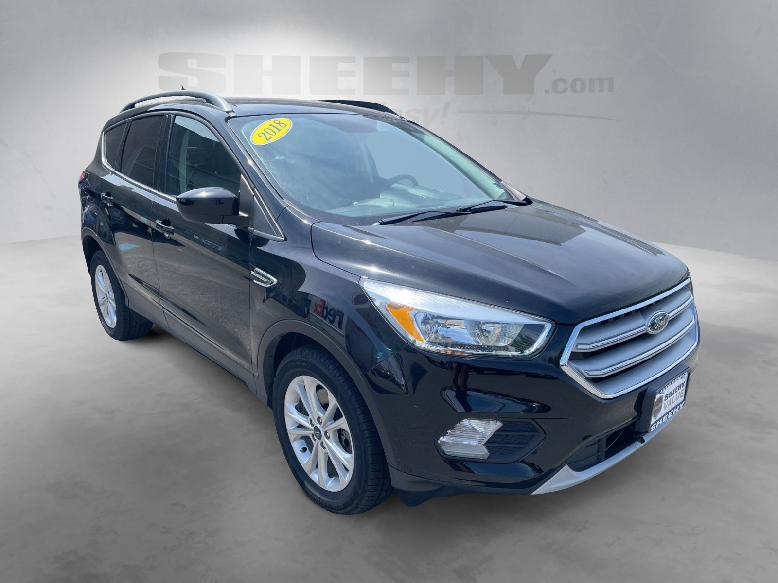 Certified Used 2018 Shadow Black Ford SE image 2