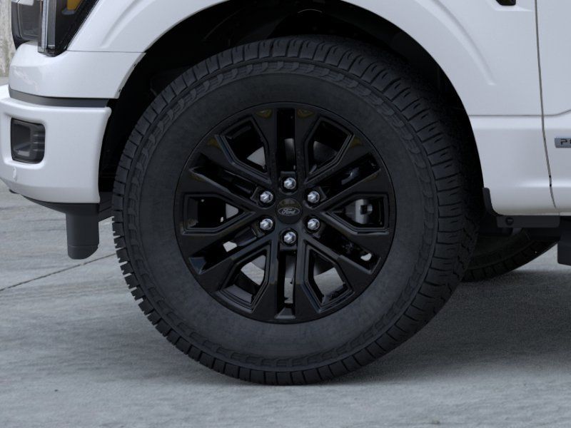 New 2026 Star White Metallic Tri-Coat Ford Lariat image 19