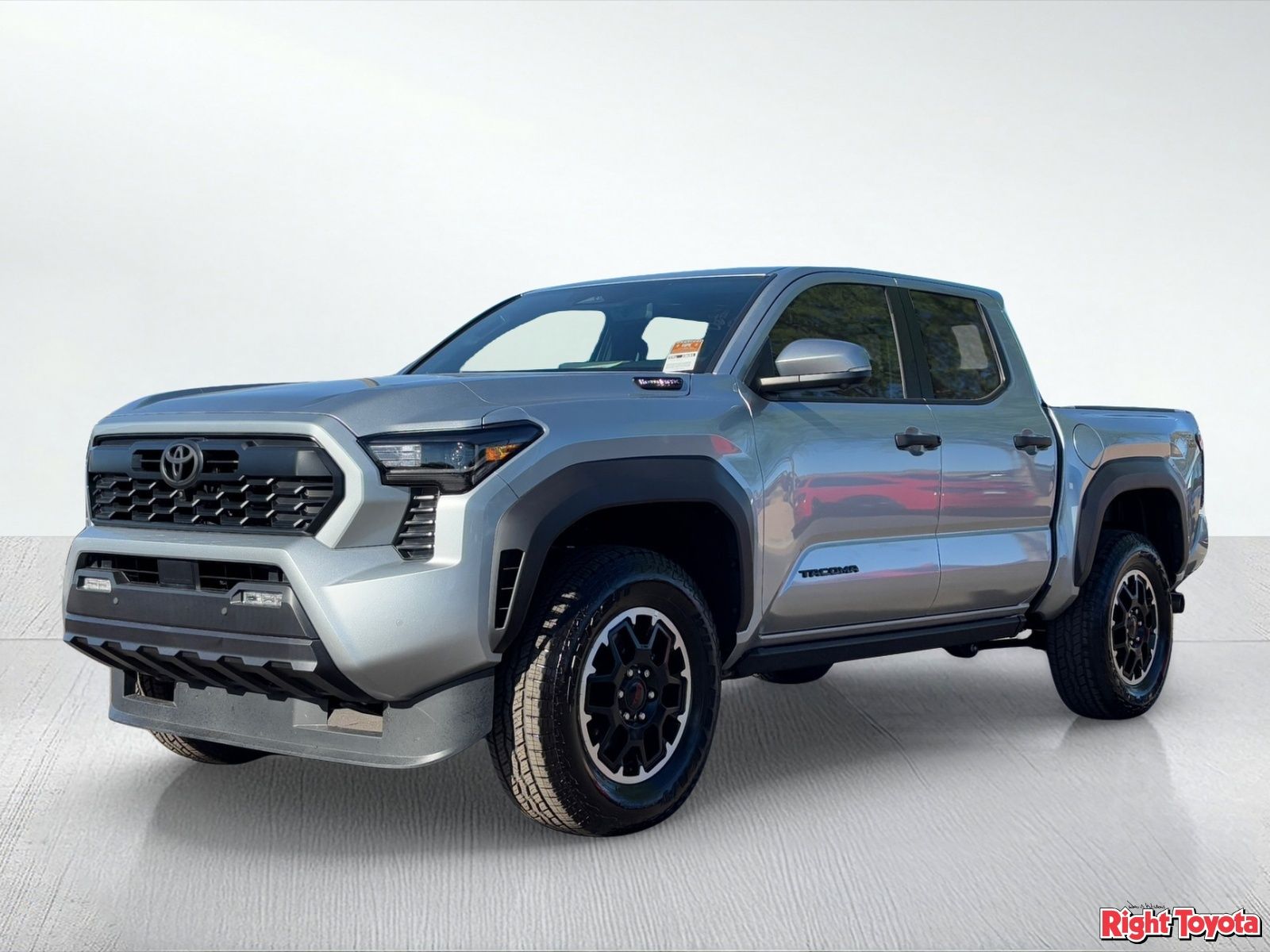 View vehicle photo 2