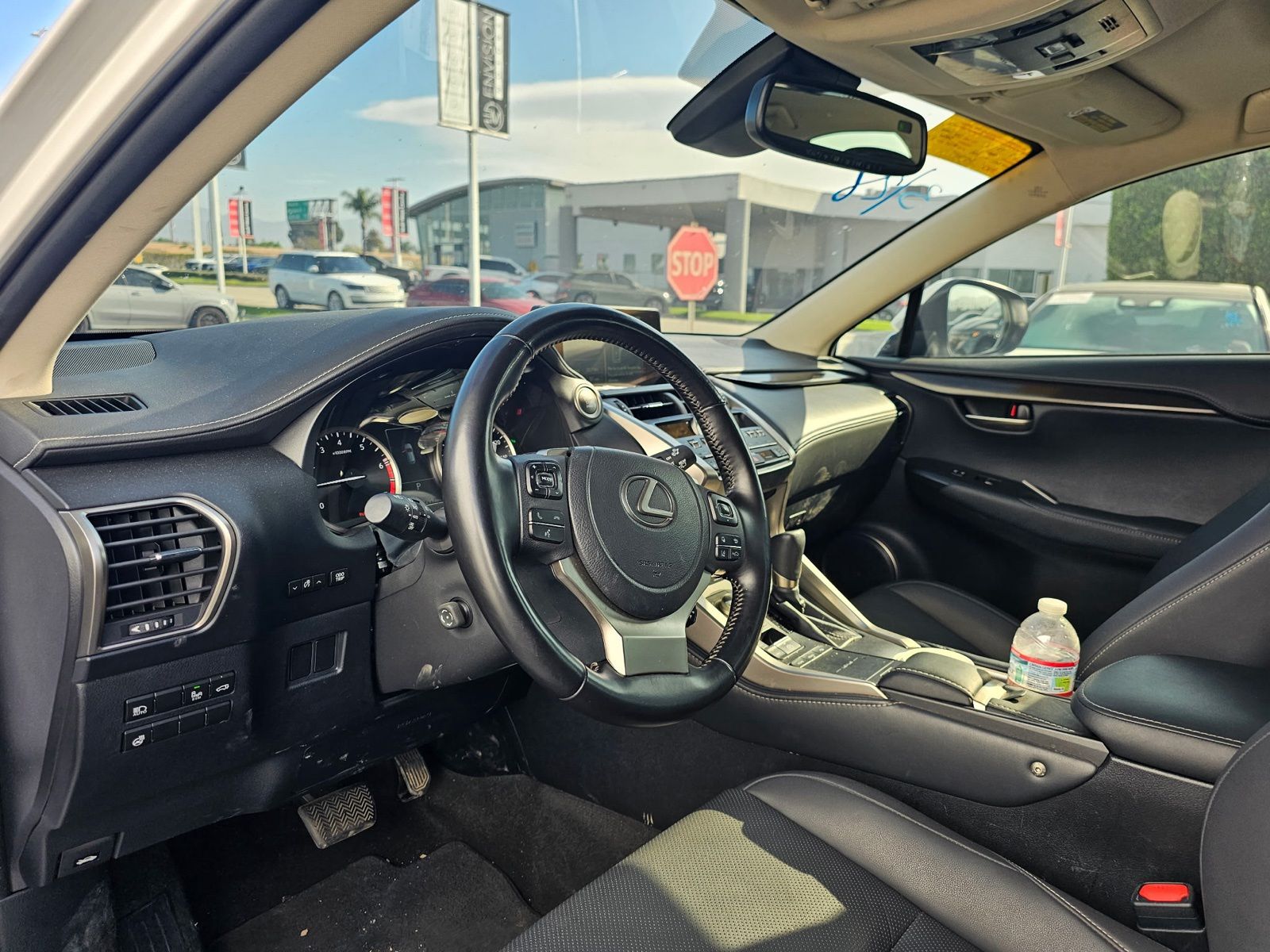 View vehicle photo 5