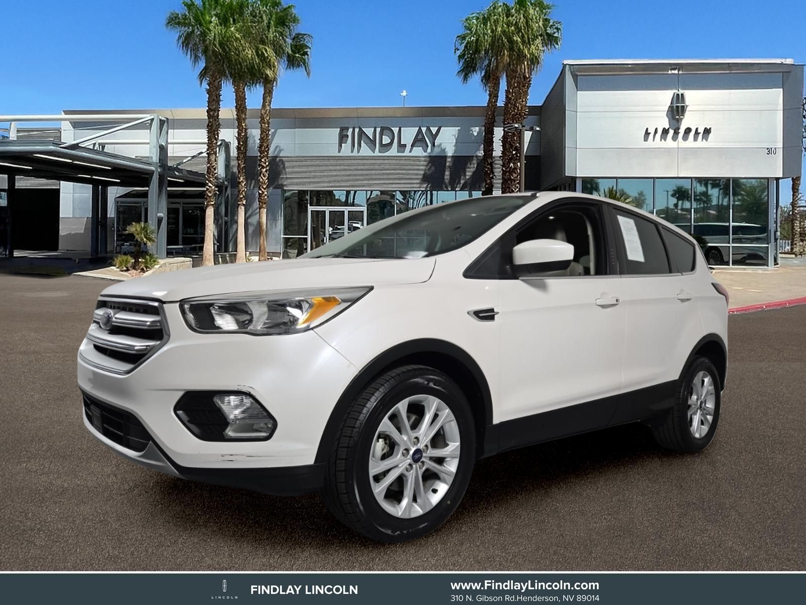 White Platinum Clearcoat Metallic 2019 Ford Escape SUV / Crossover Front-Wheel Drive 6-Speed Automatic
