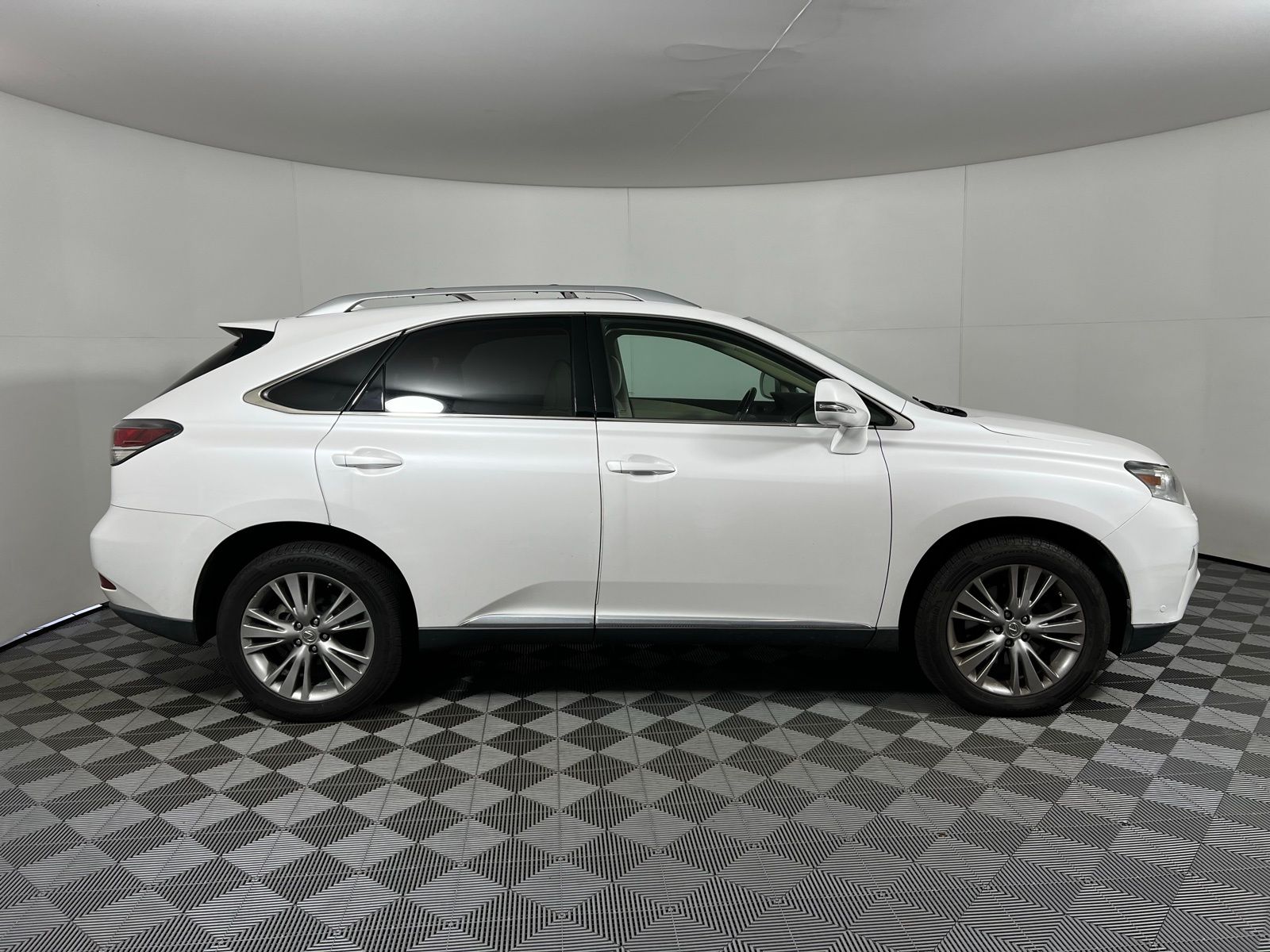 Thumbnail: 2013 Lexus RX - 4