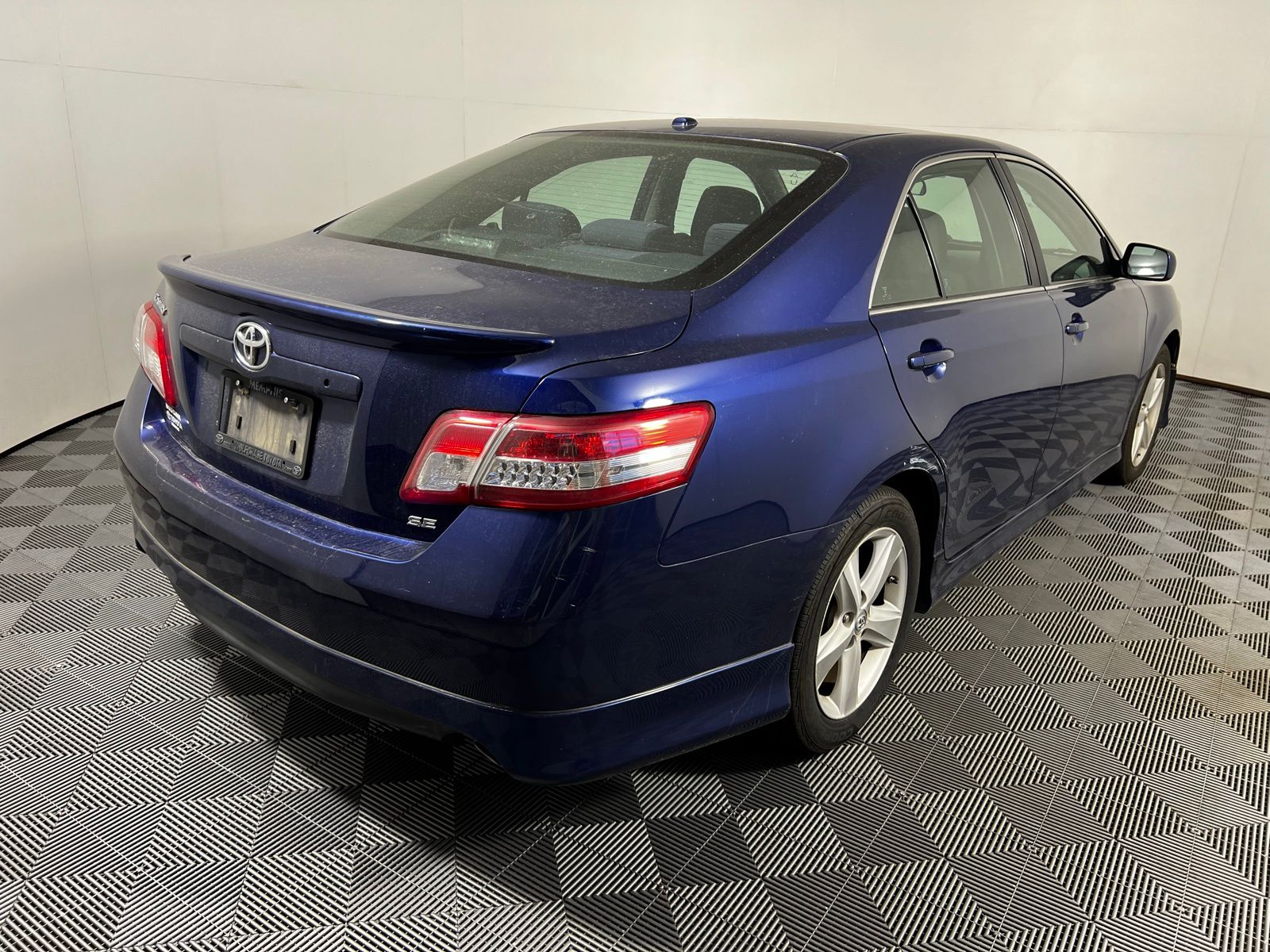 Thumbnail: 2010 Toyota Camry - 5