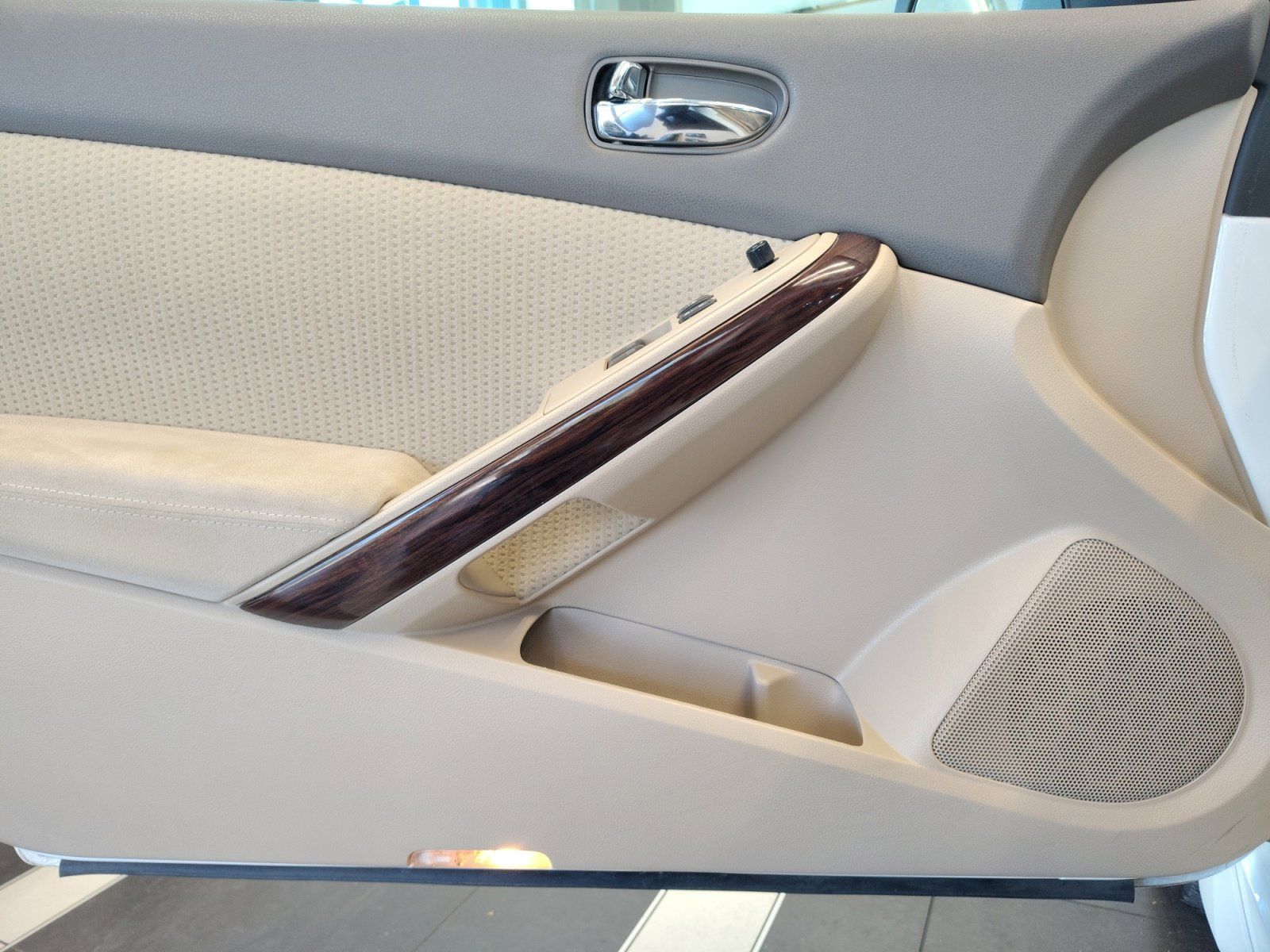 Used Car 2012 Nissan Altima  2.5 S For Sale Under $10,000 In San Antonio, Texas